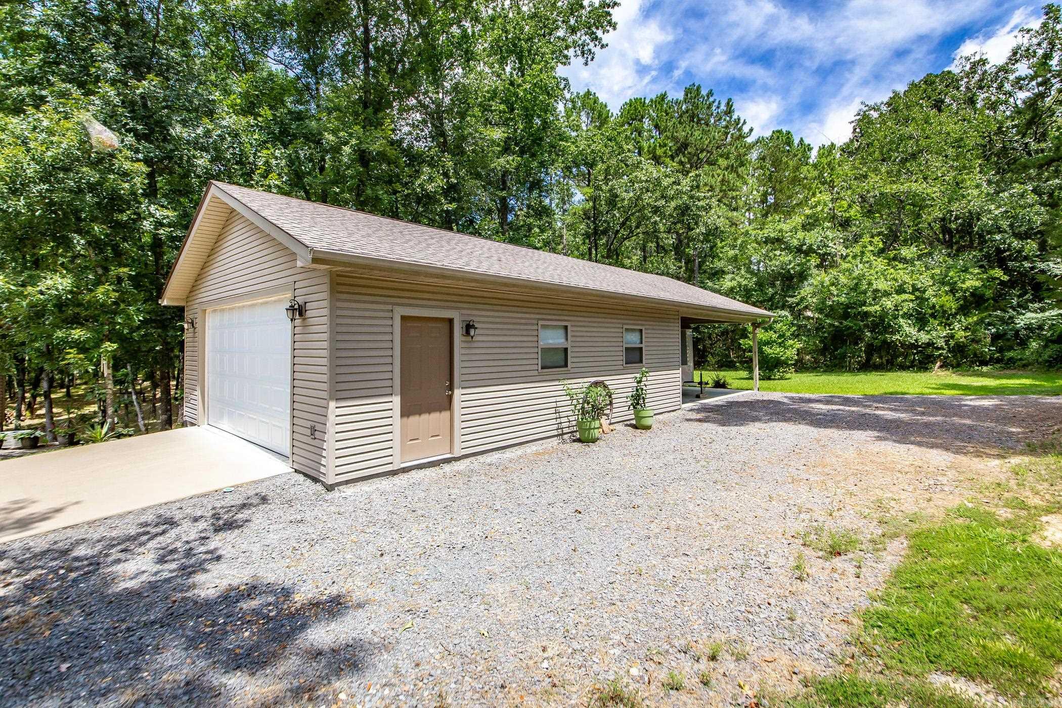 MOUNTAIN RANCH - Residential