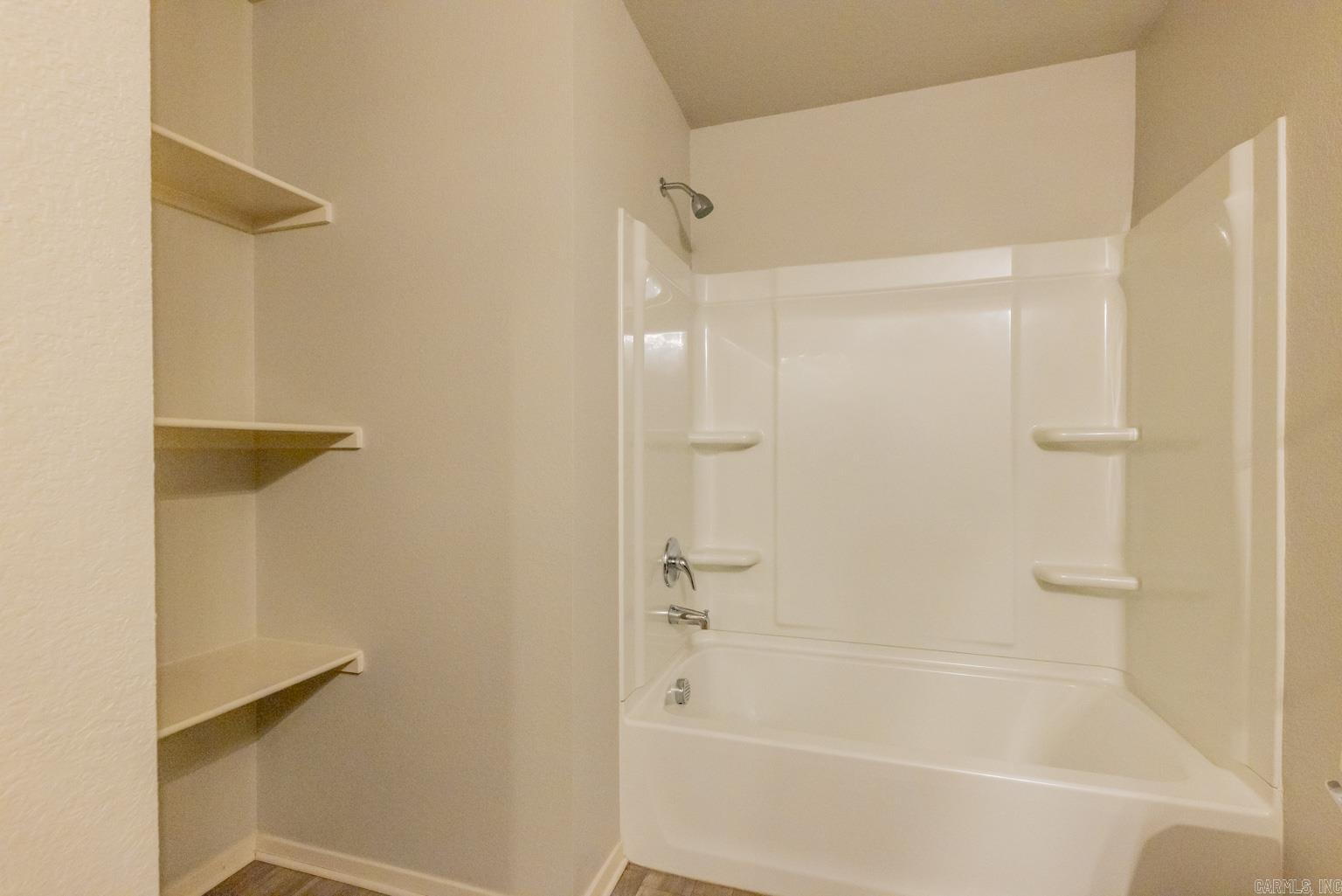 Centennial Valley - Residential Lease