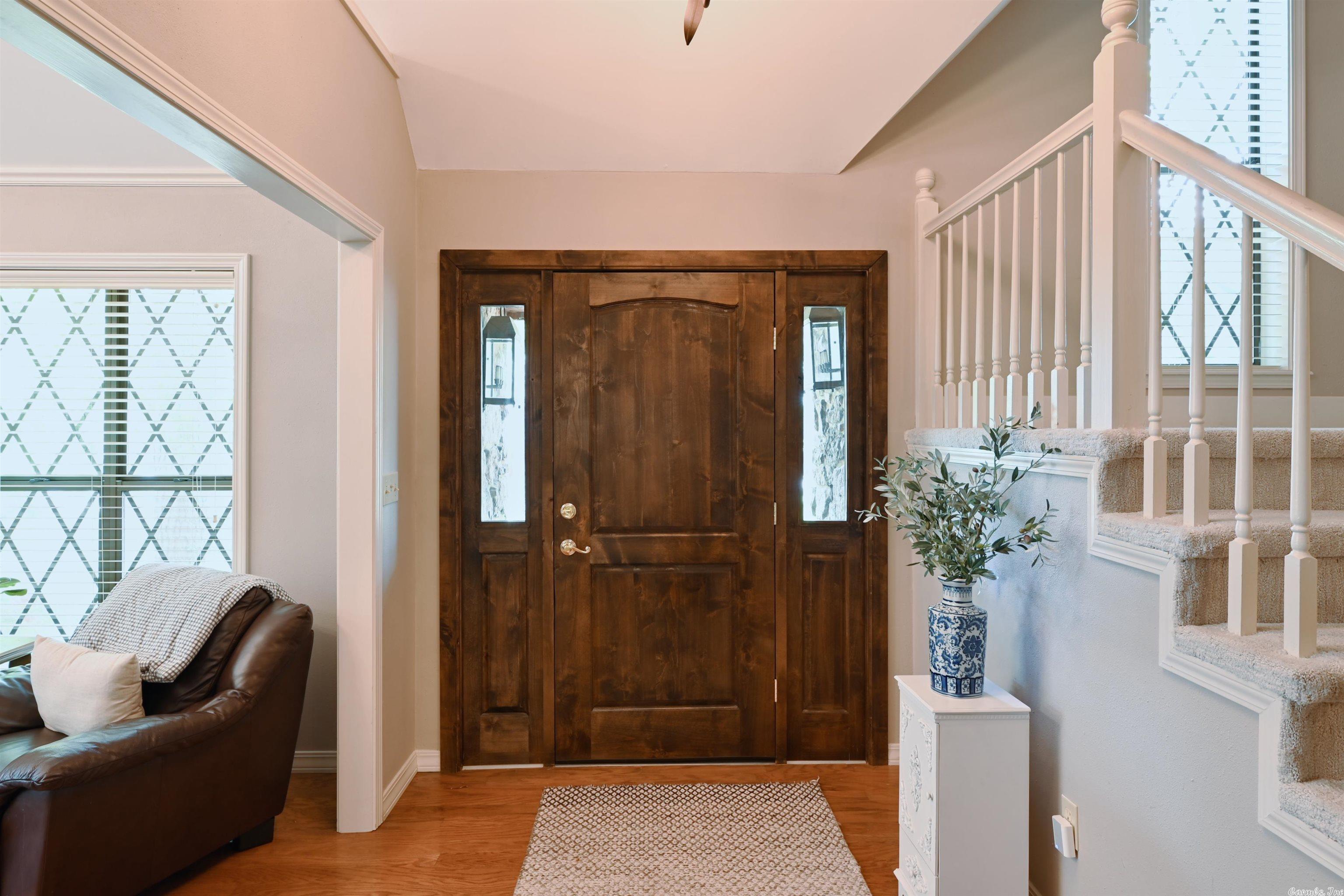 LANDS END - Residential