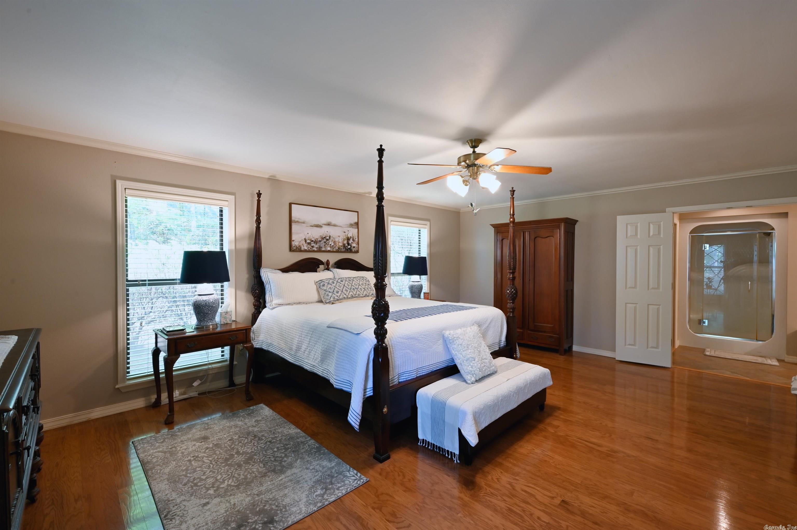 LANDS END - Residential