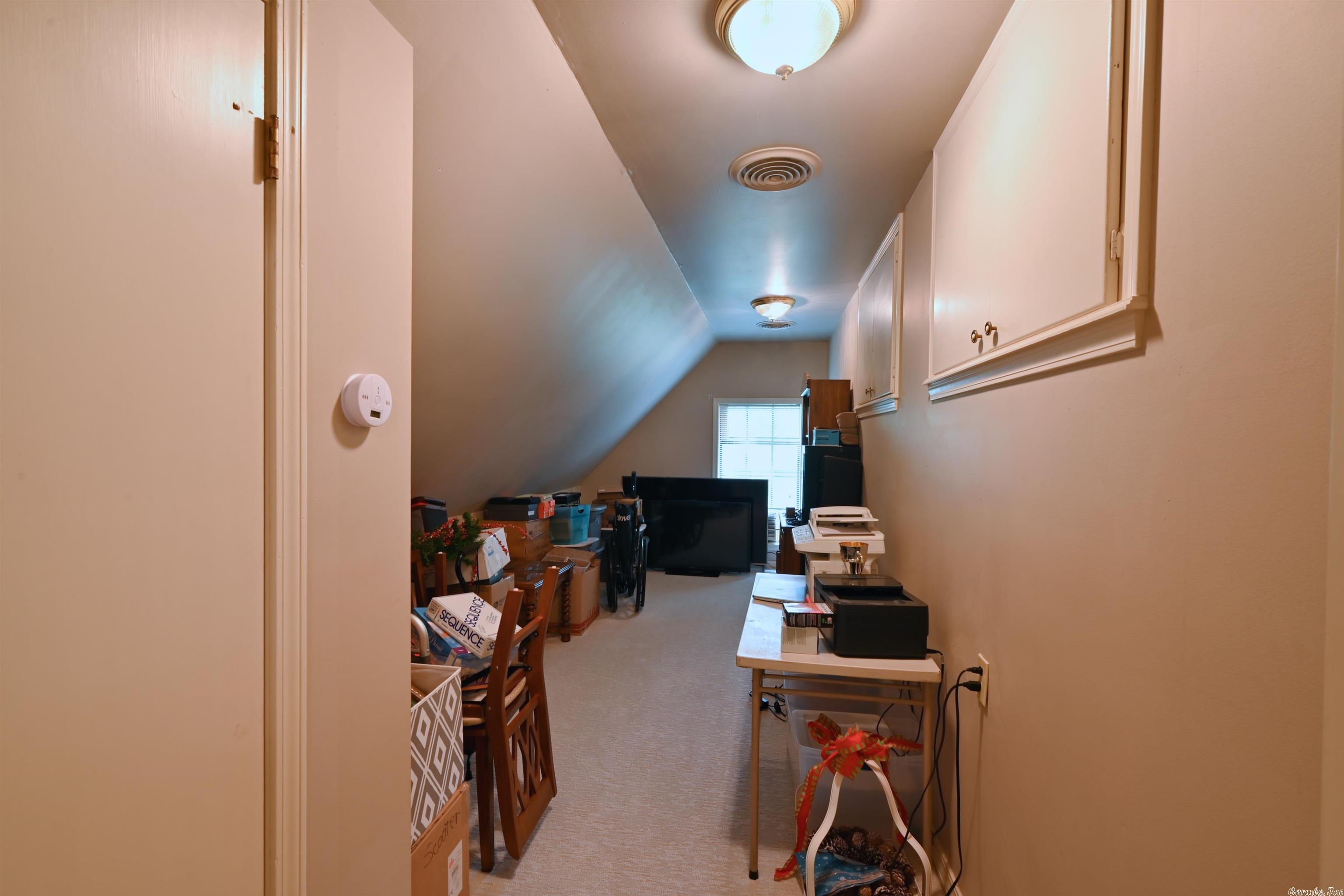 LANDS END - Residential