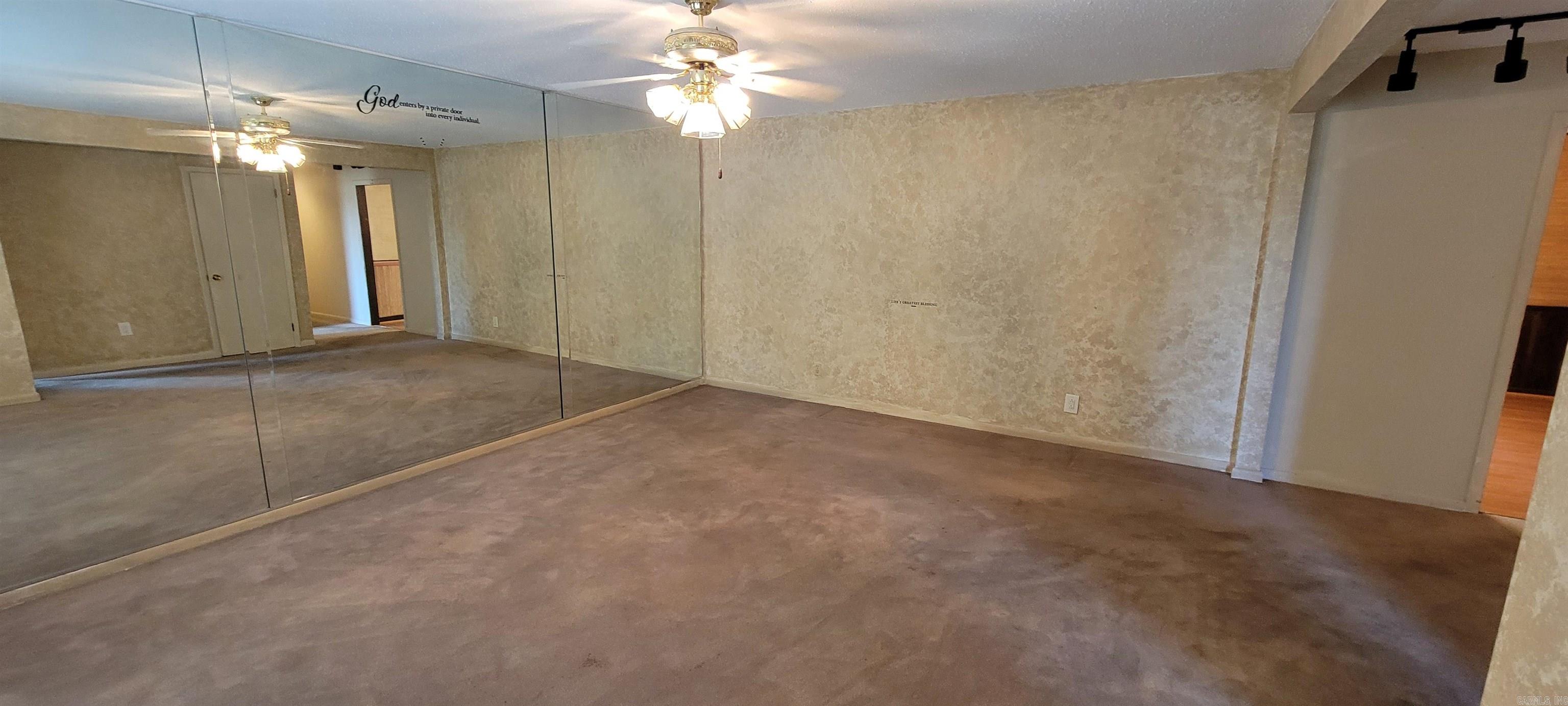 Queensbrook - Residential