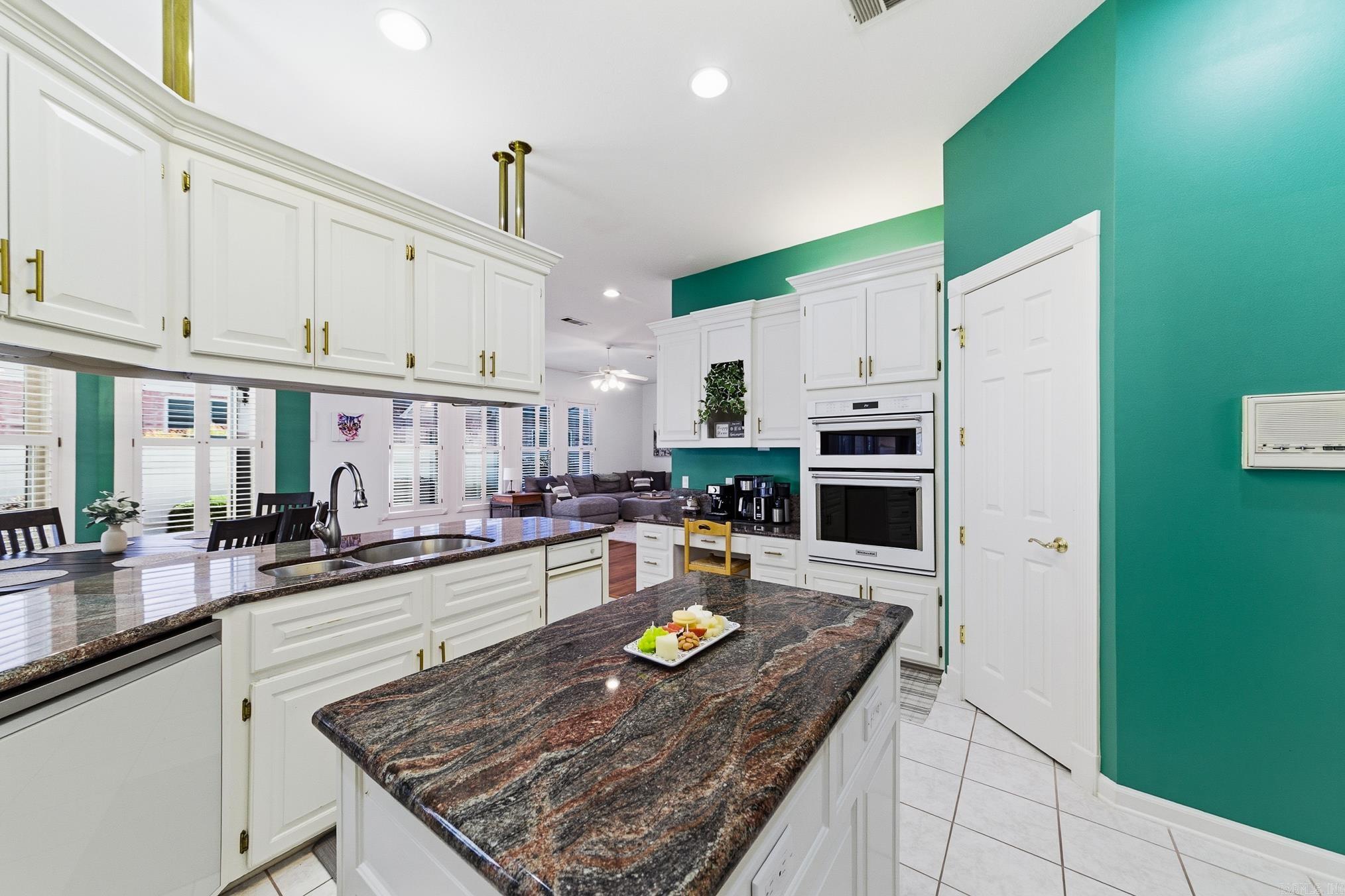 WOODLAND HEIGHTS ADDN - Residential