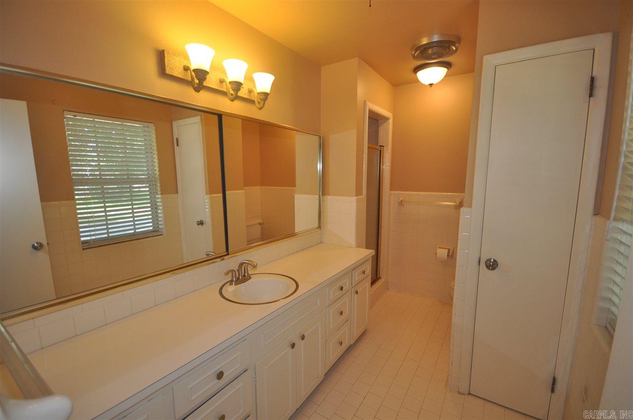 STURBRIDGE - Residential