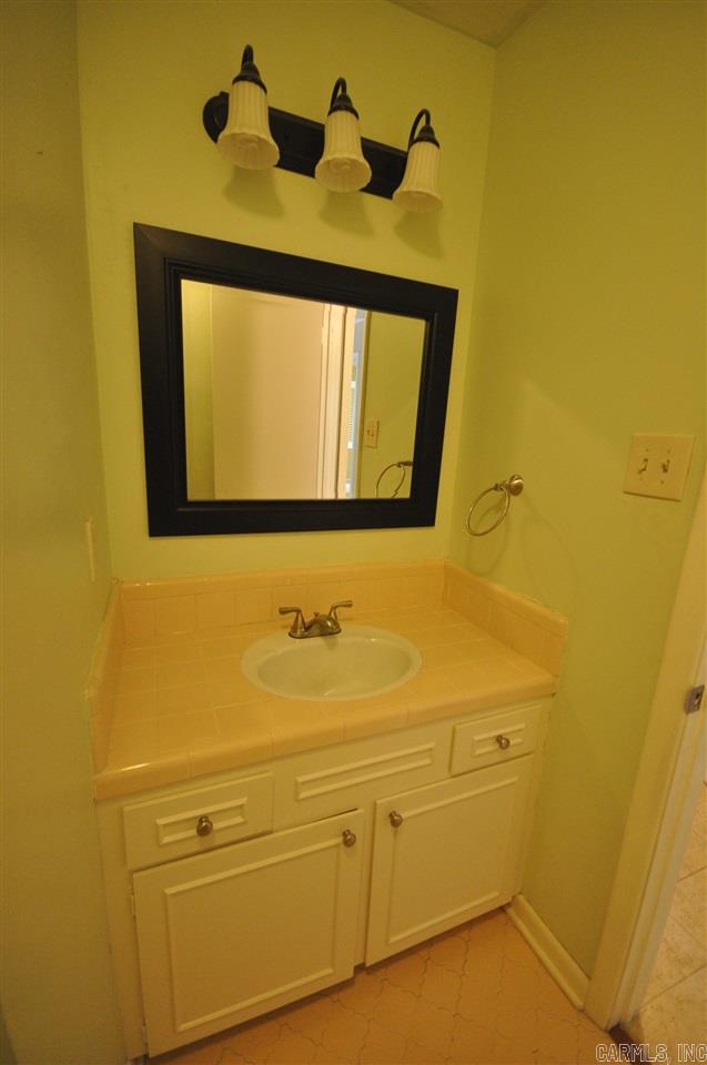 STURBRIDGE - Residential