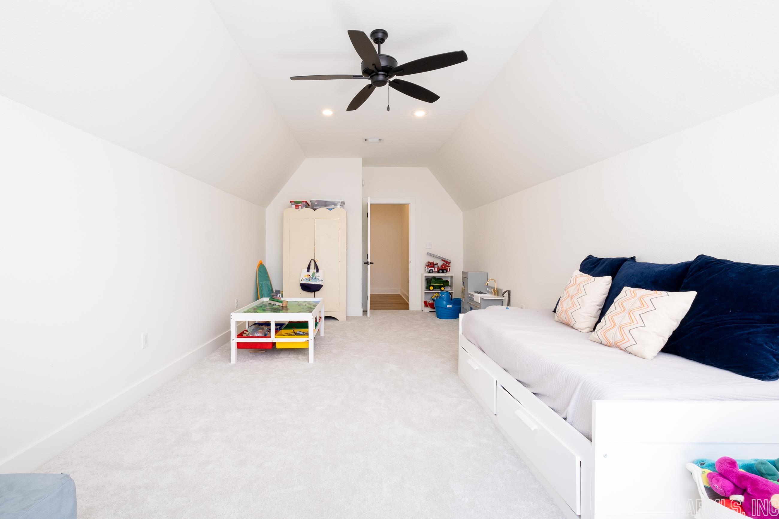 CHENAL VALLEY CORLAY COURT - Residential