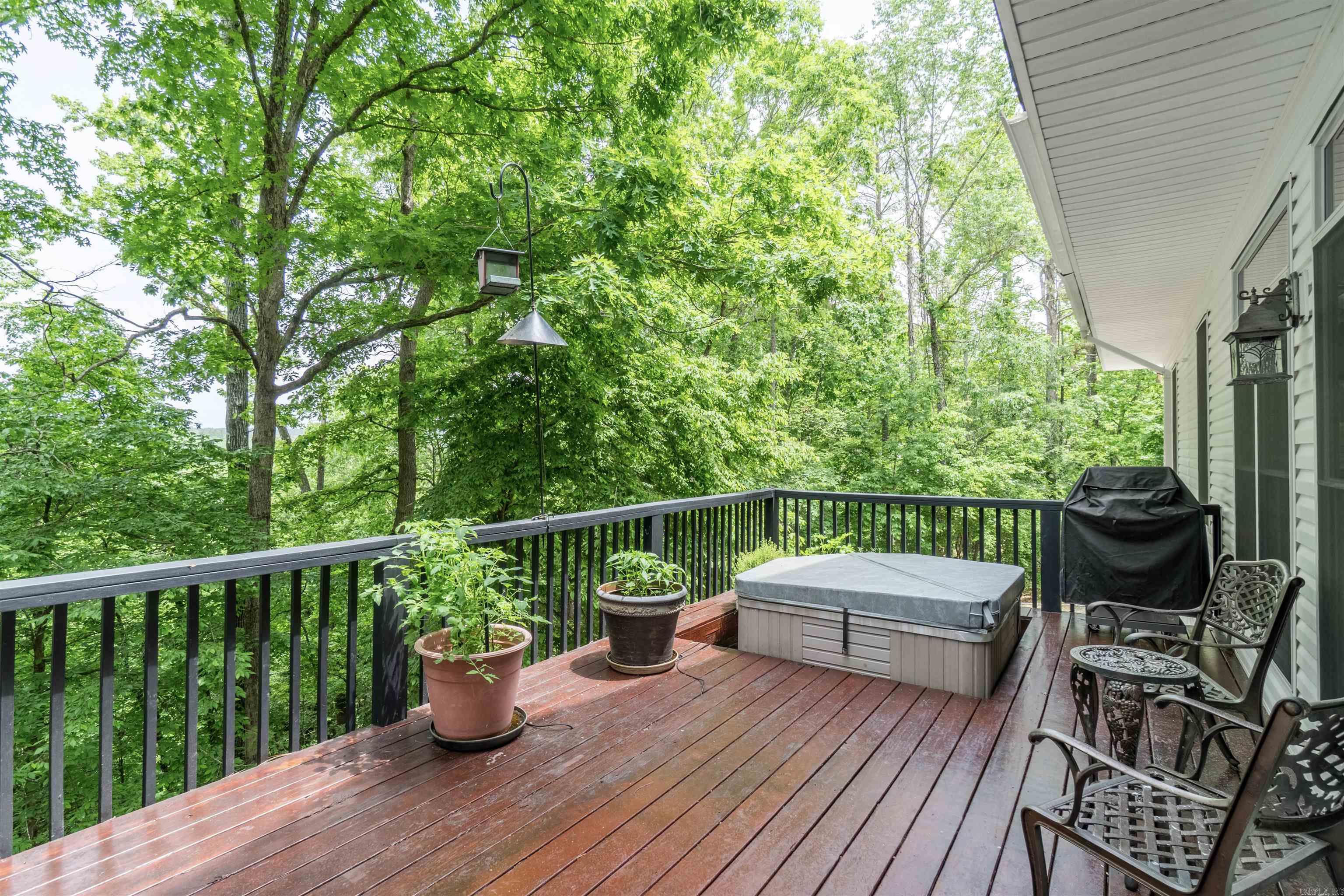 ALTA VISTA - Residential