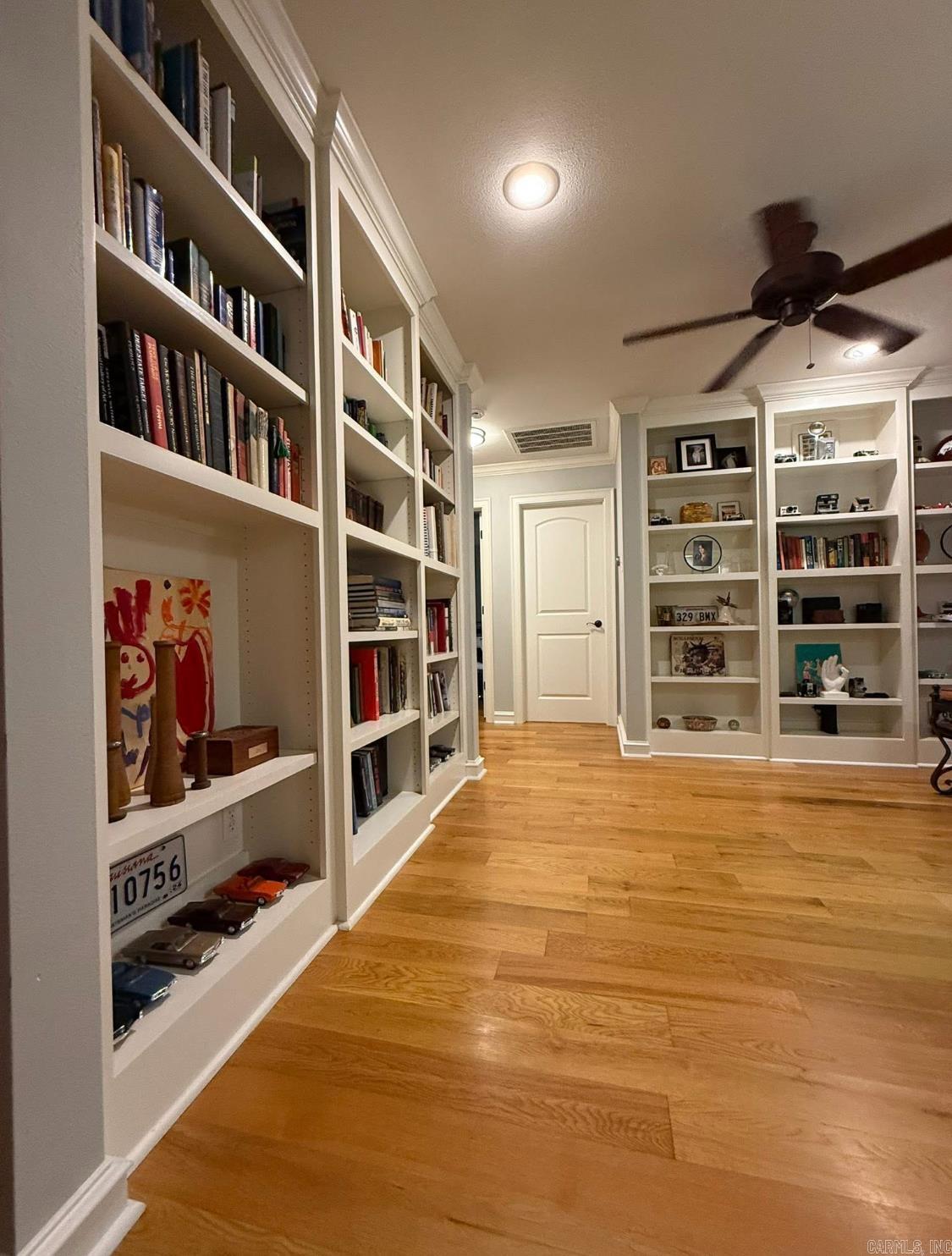 Cresthaven - Residential