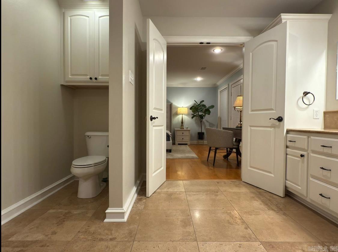 Cresthaven - Residential