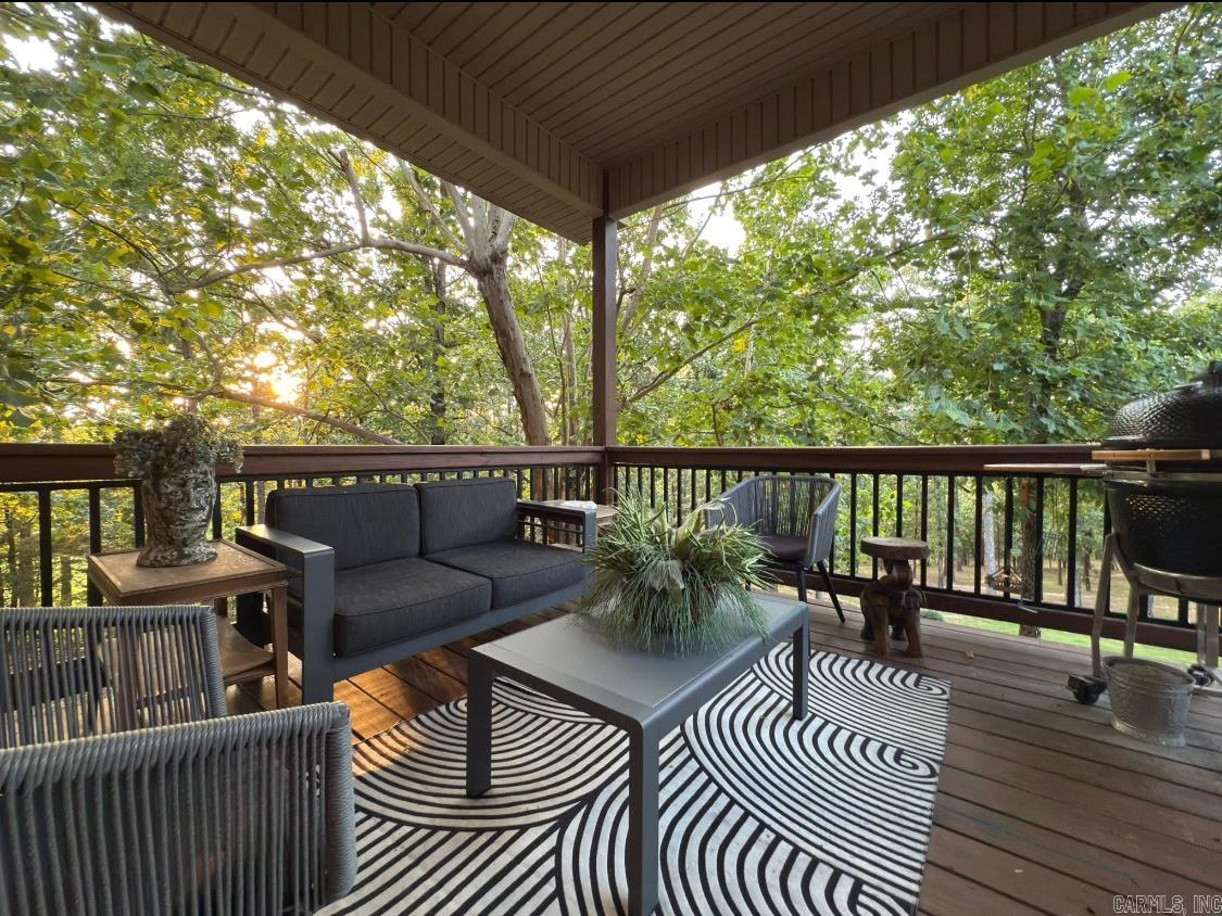 Cresthaven - Residential