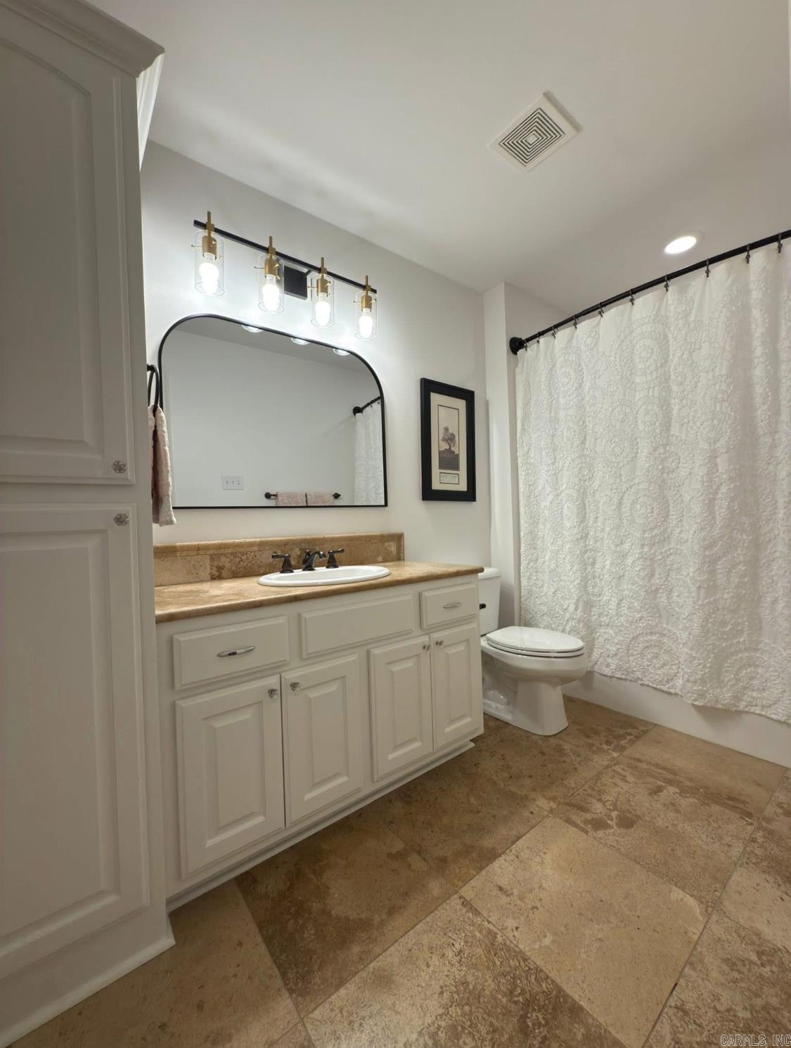 Cresthaven - Residential