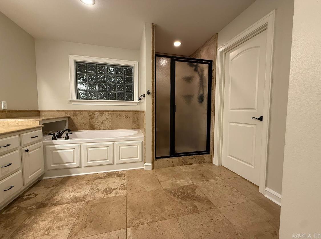 Cresthaven - Residential