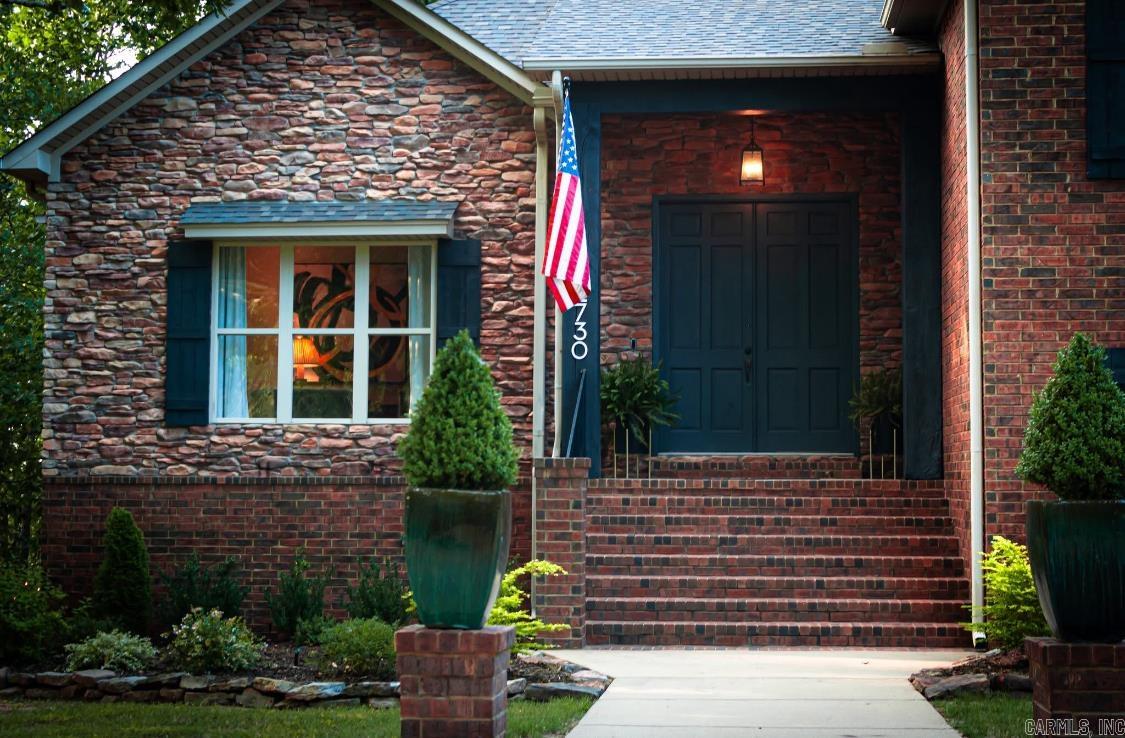 Cresthaven - Residential