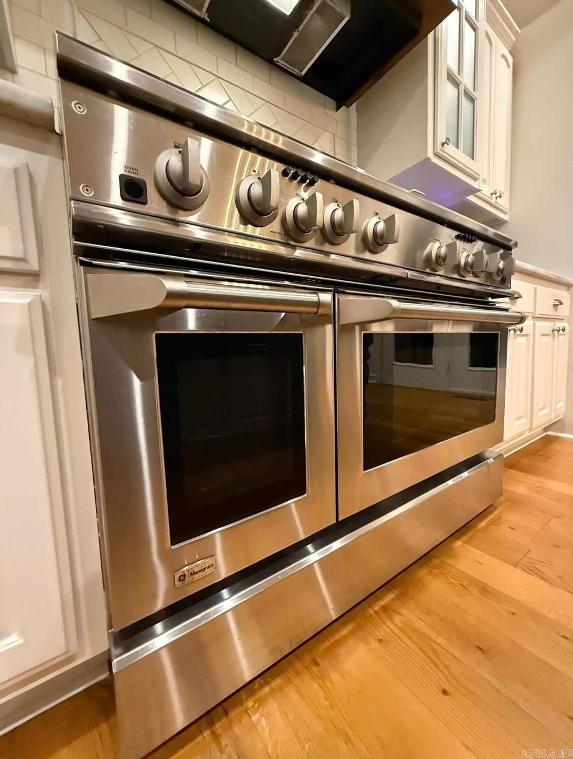 Cresthaven - Residential