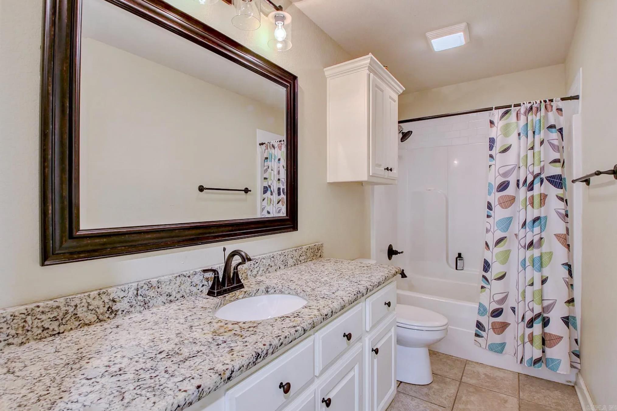 HUNTINGTON PLACE - Residential Lease