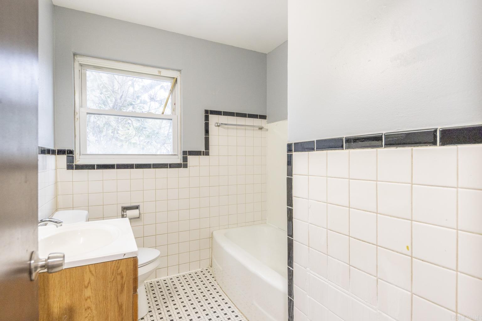 BROADMOOR ADDN - Residential