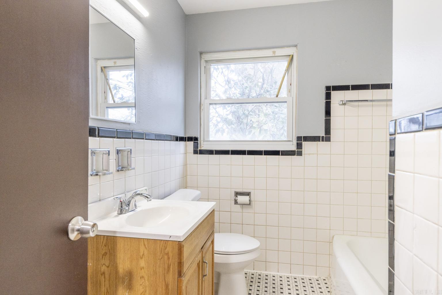 BROADMOOR ADDN - Residential