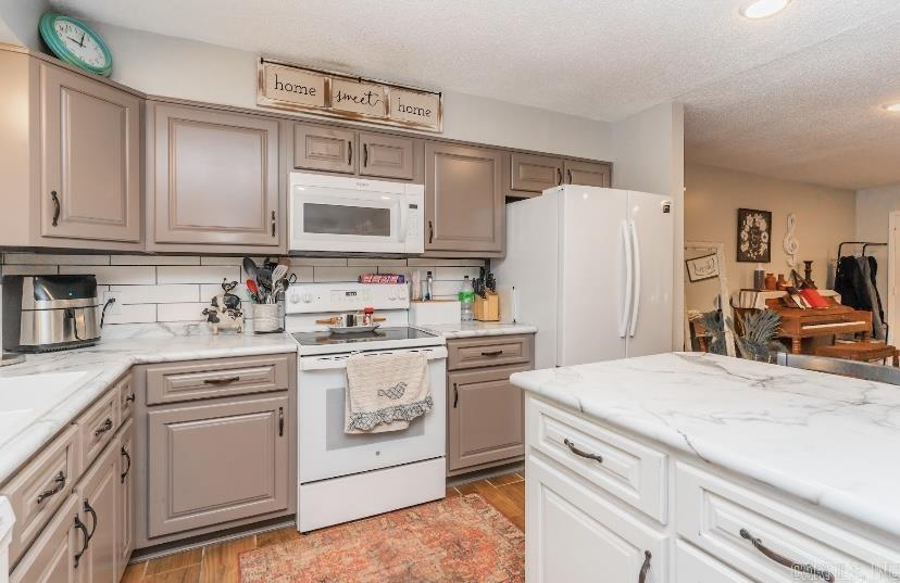 Colliers - Residential