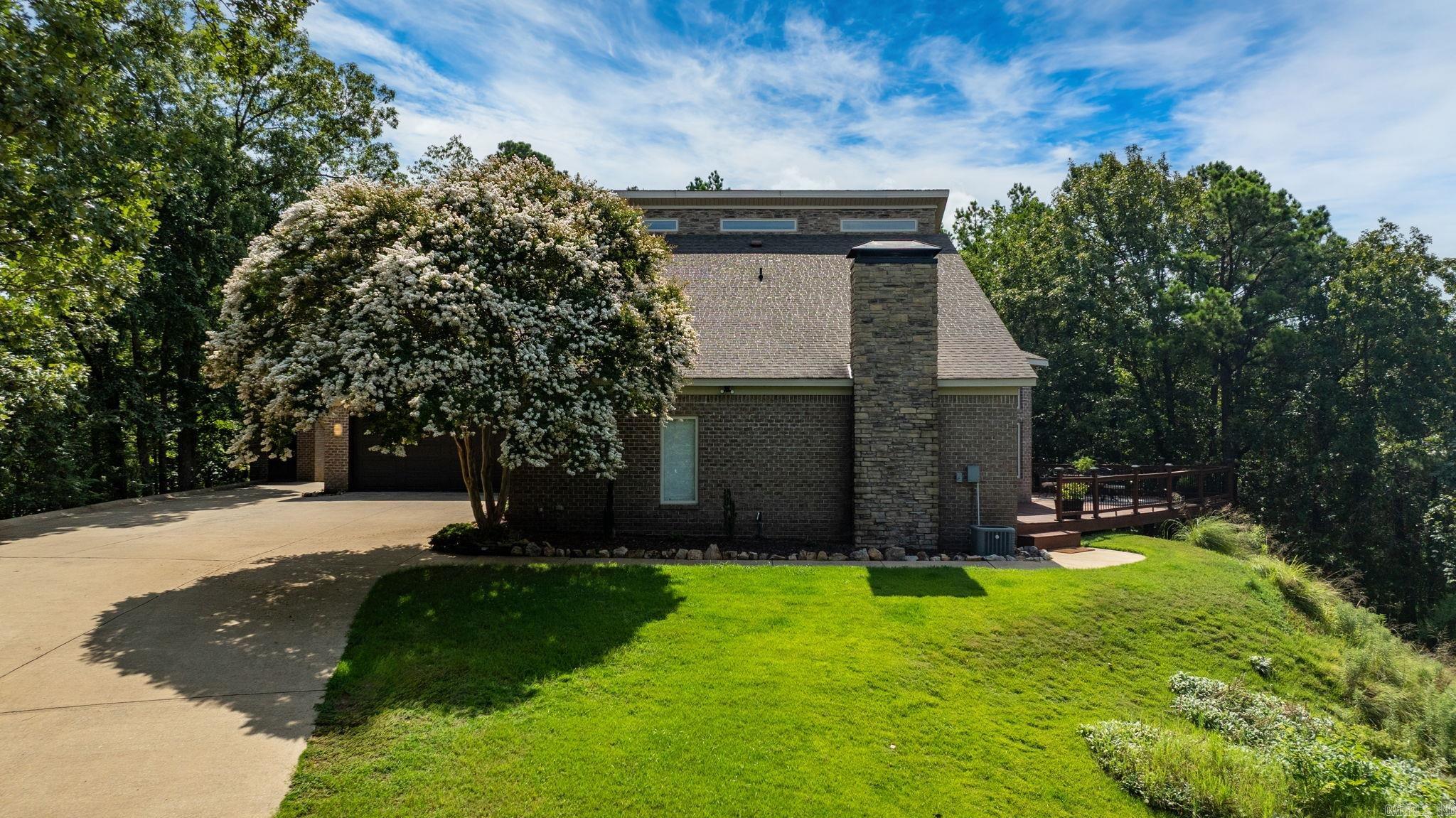 EAGLE RIDGE ESTATES - Residential