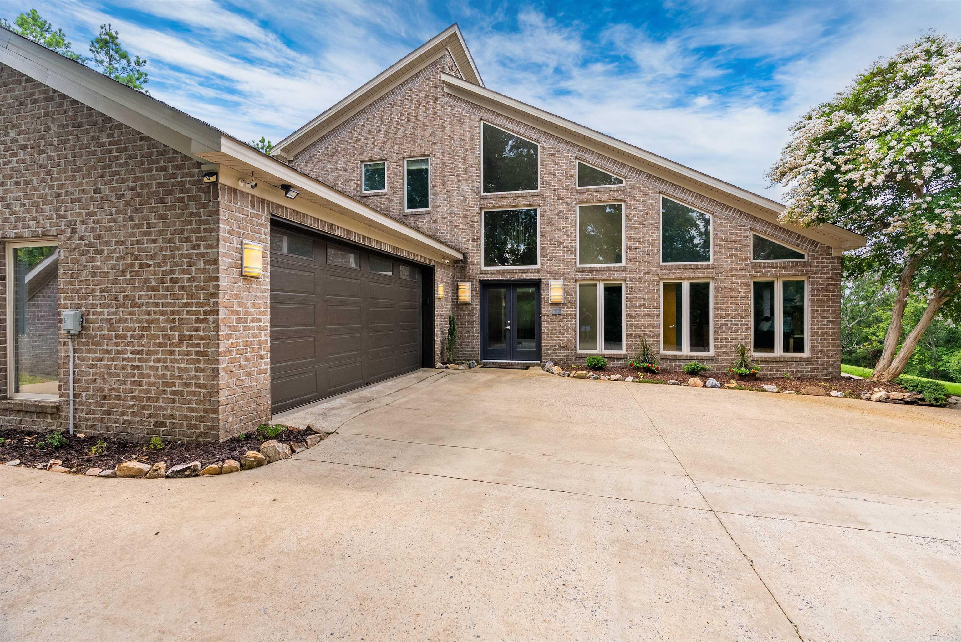 EAGLE RIDGE ESTATES - Residential