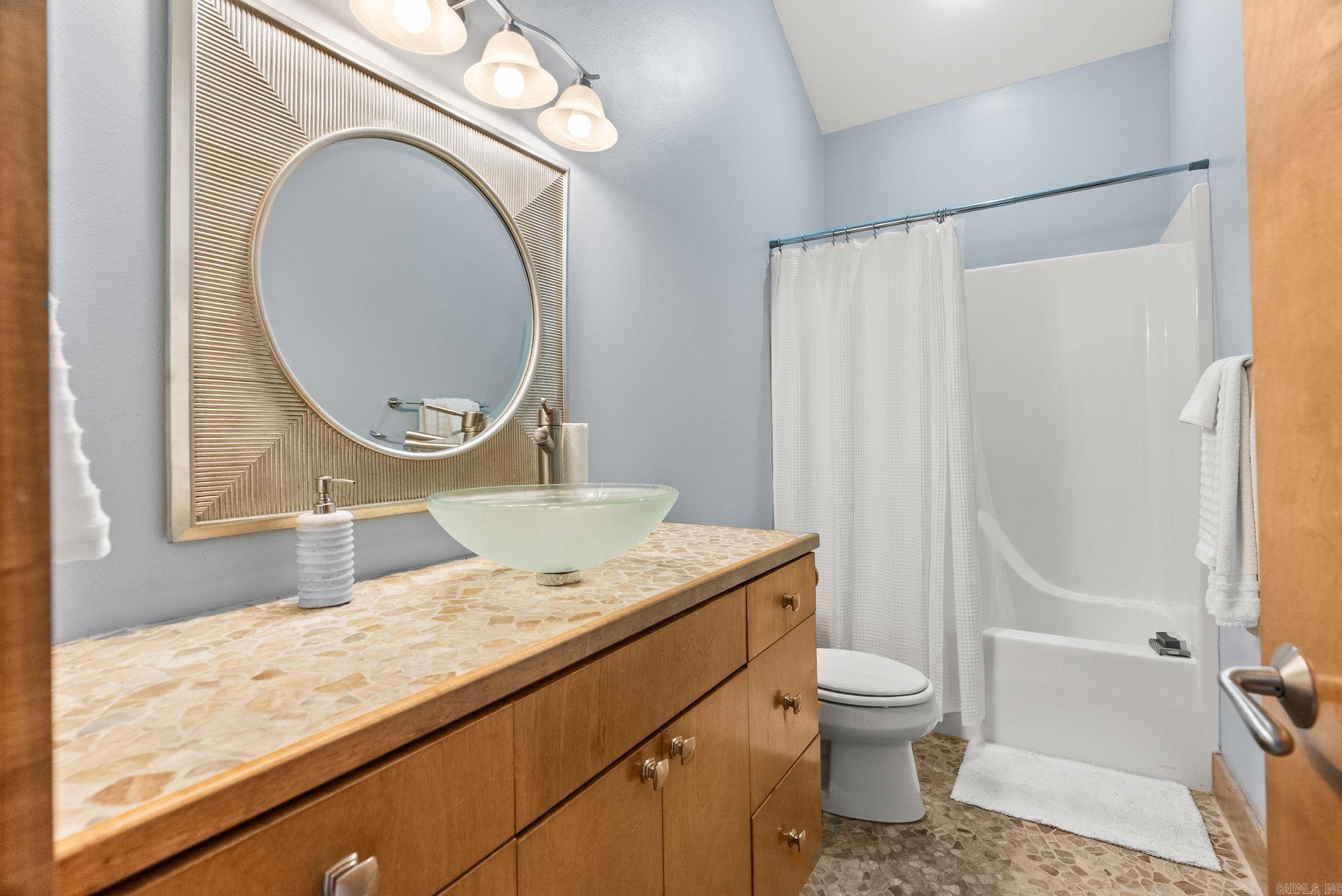 EAGLE RIDGE ESTATES - Residential