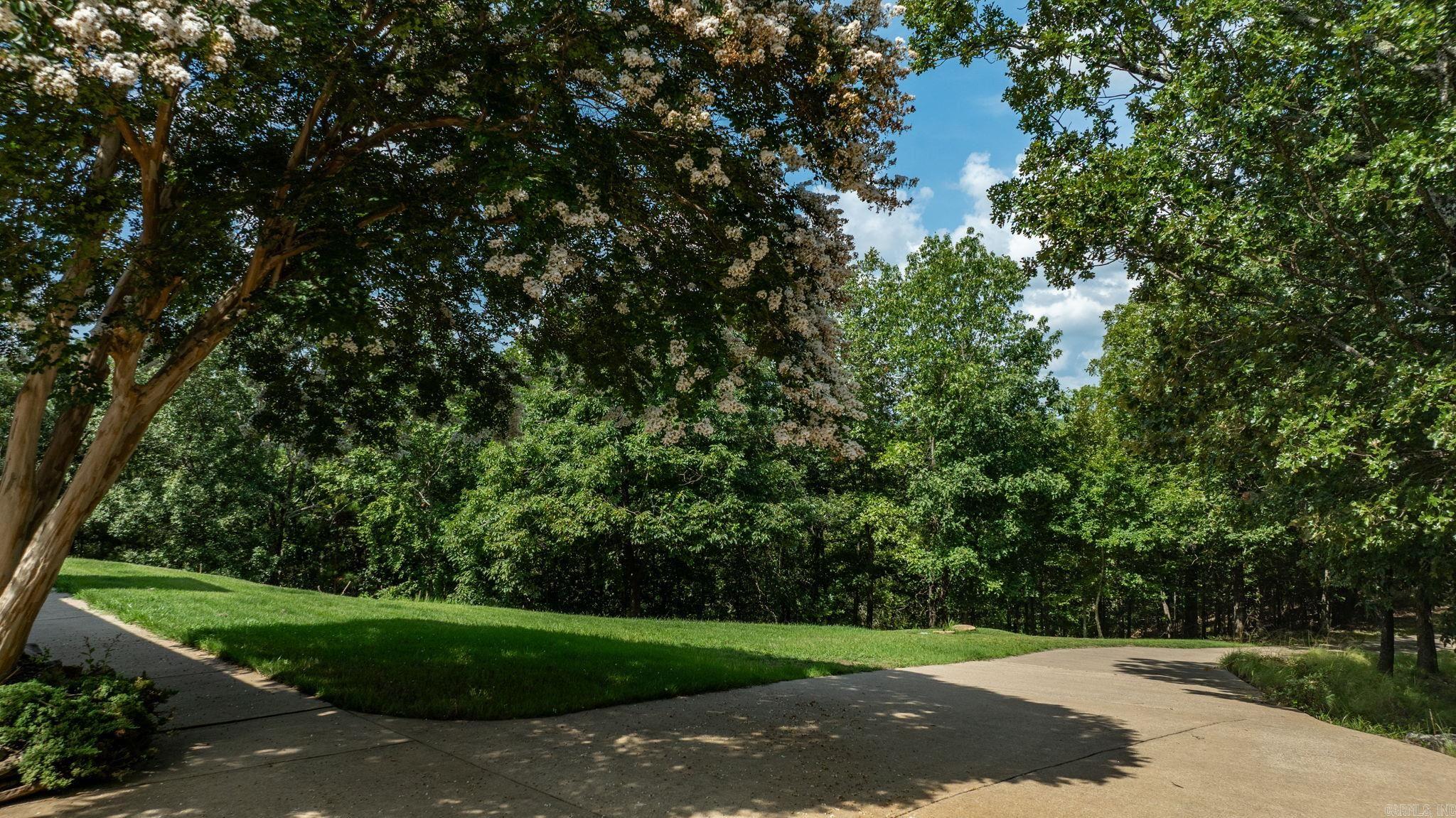 EAGLE RIDGE ESTATES - Residential