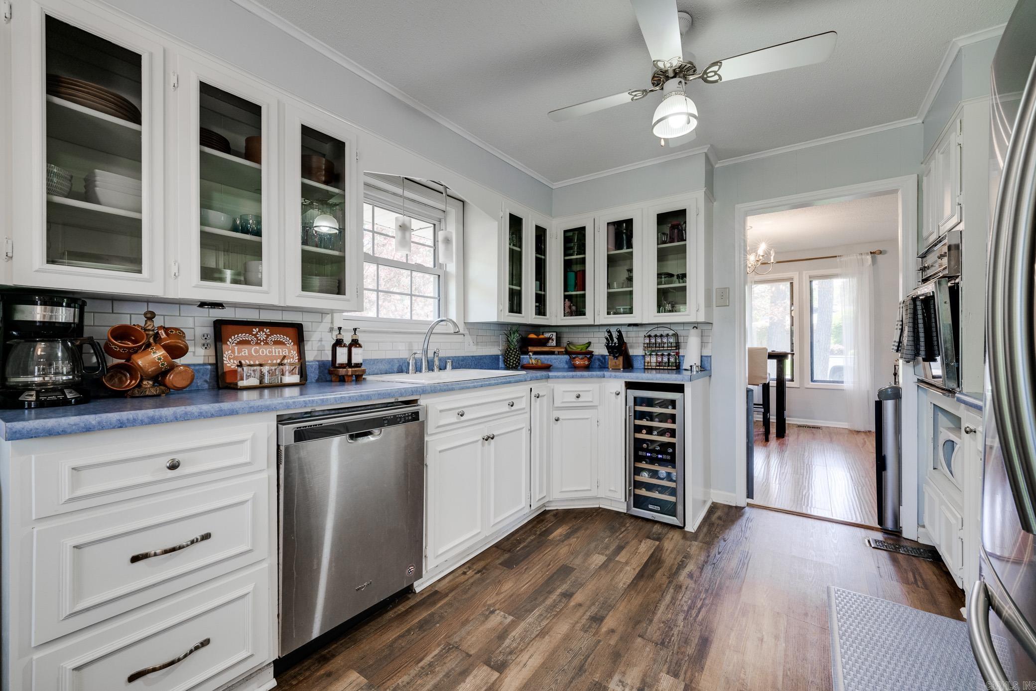 FOXWOOD J - Residential