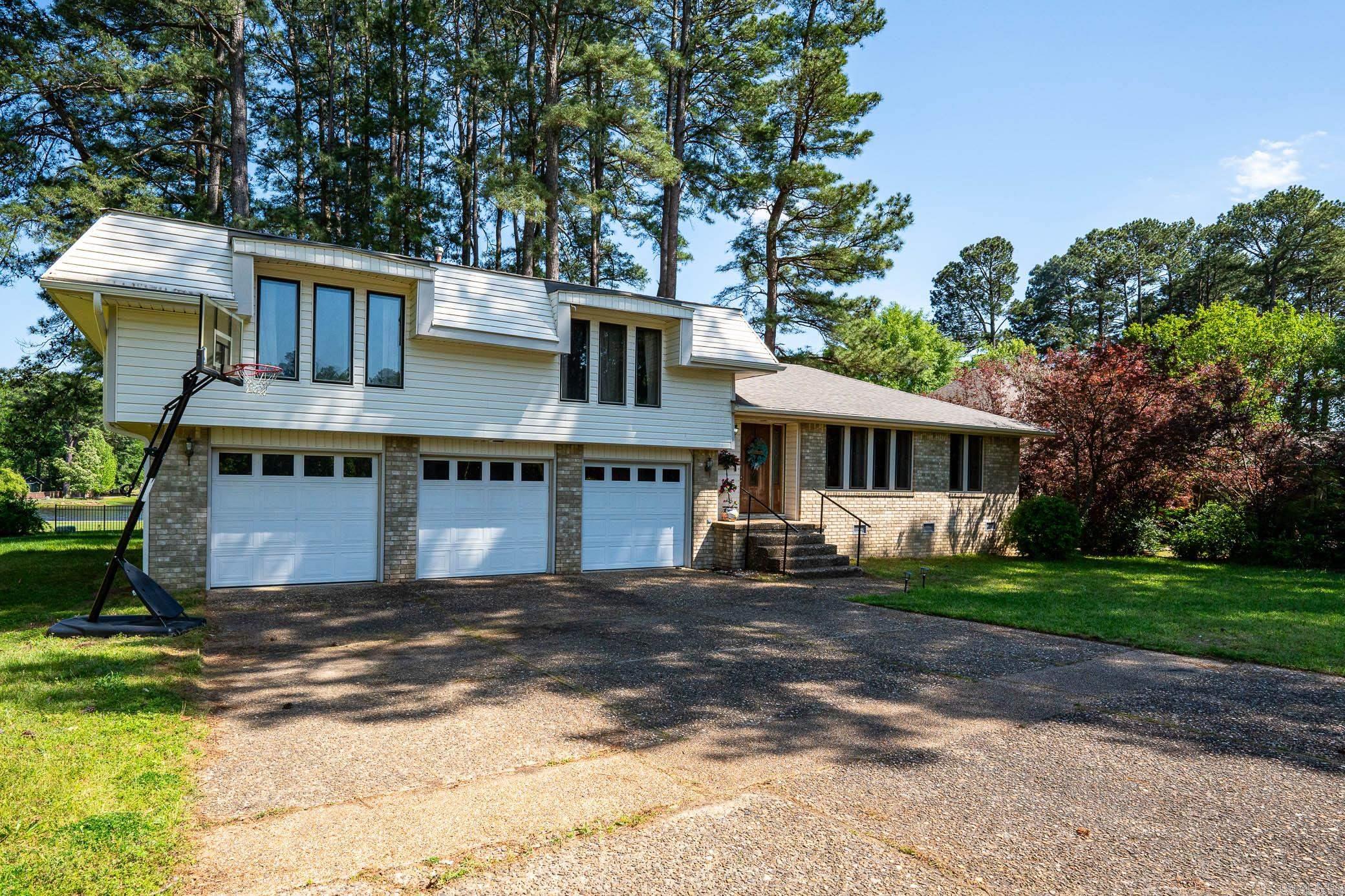 FOXWOOD J - Residential
