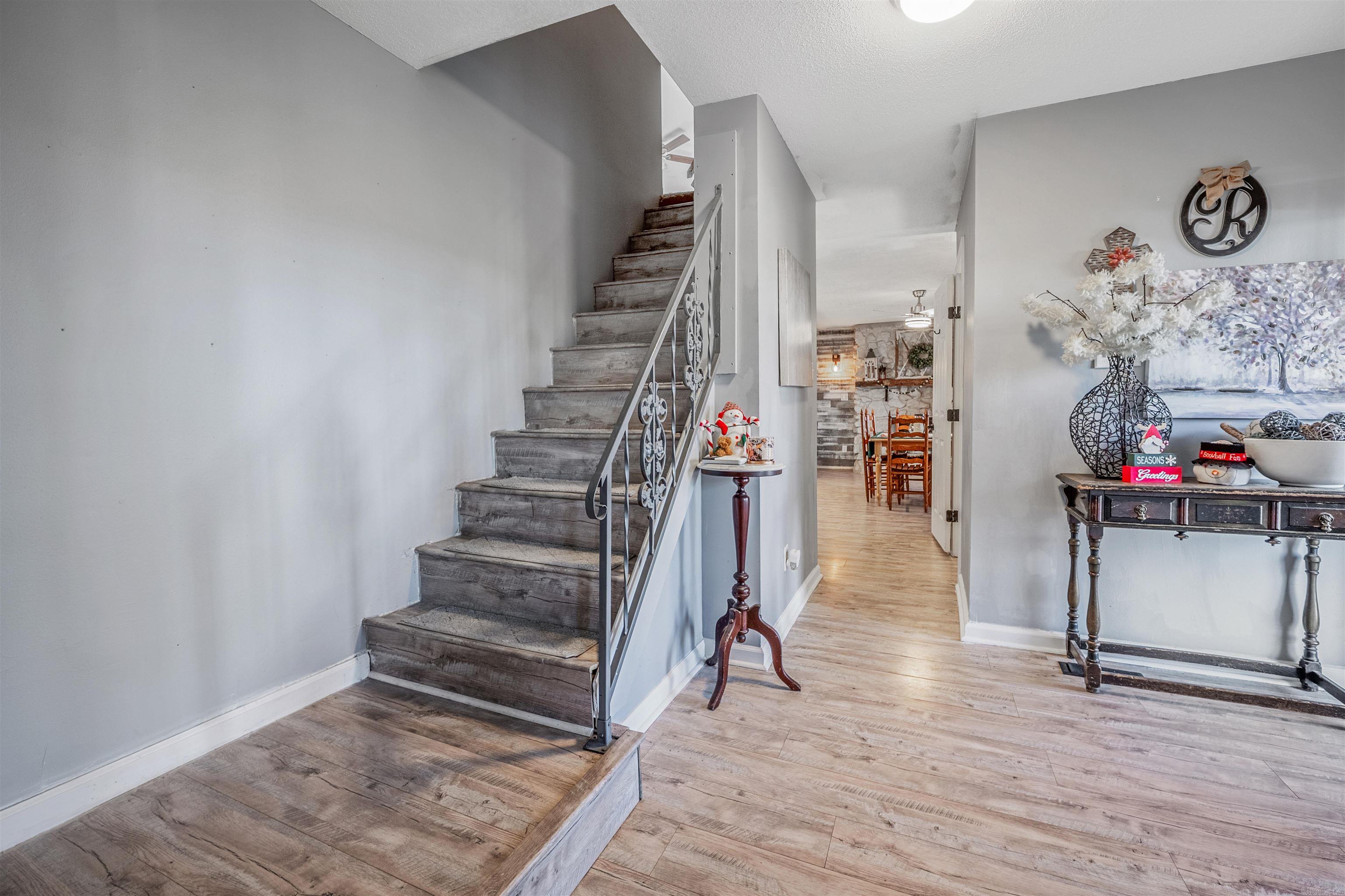 INDIANHEAD LAKES EST - Residential