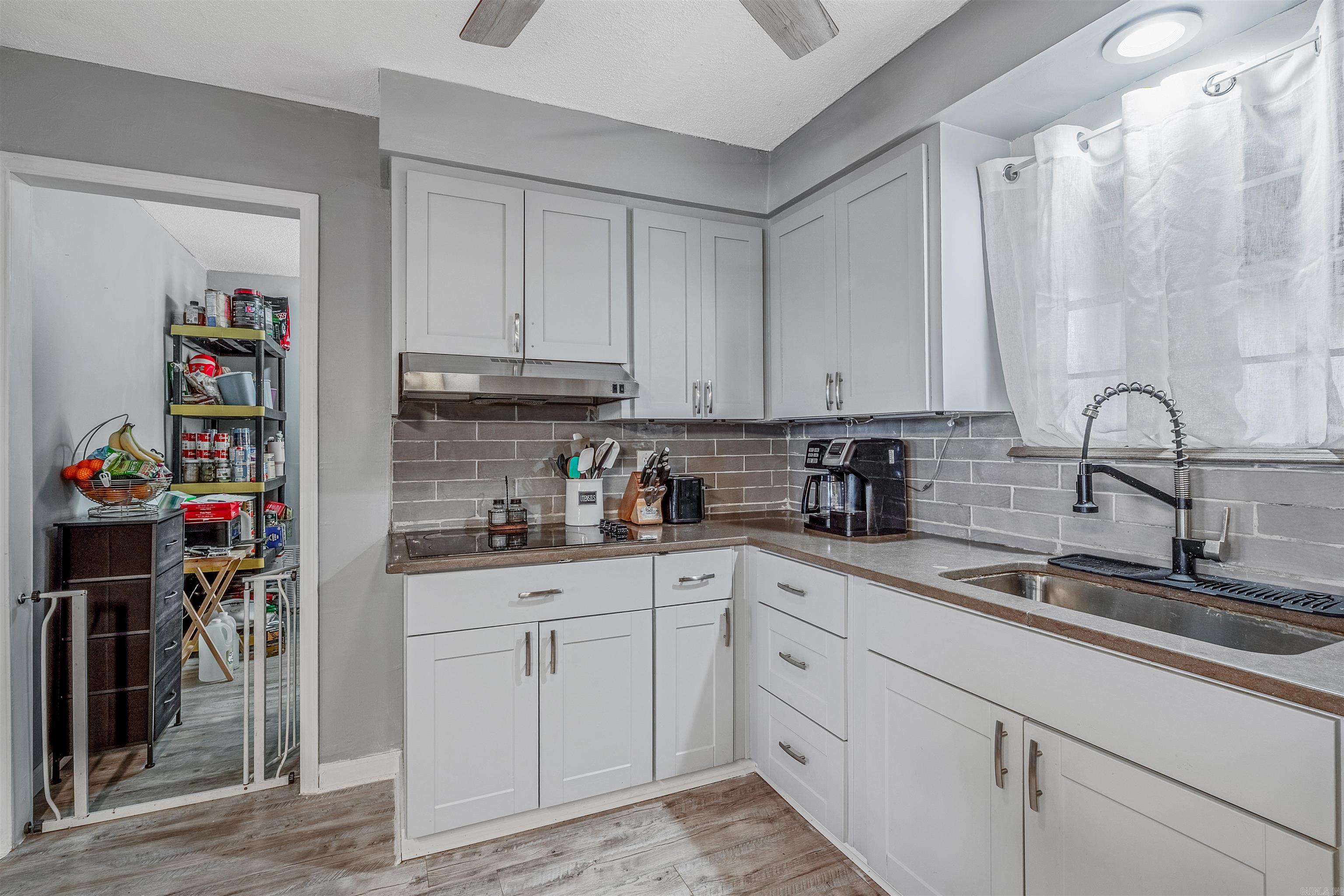 INDIANHEAD LAKES EST - Residential