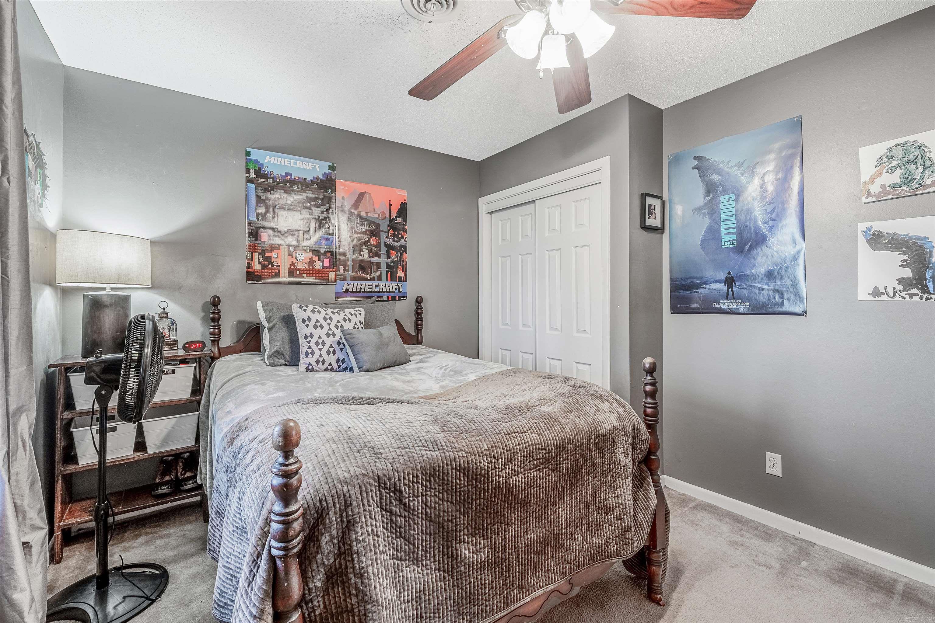 INDIANHEAD LAKES EST - Residential