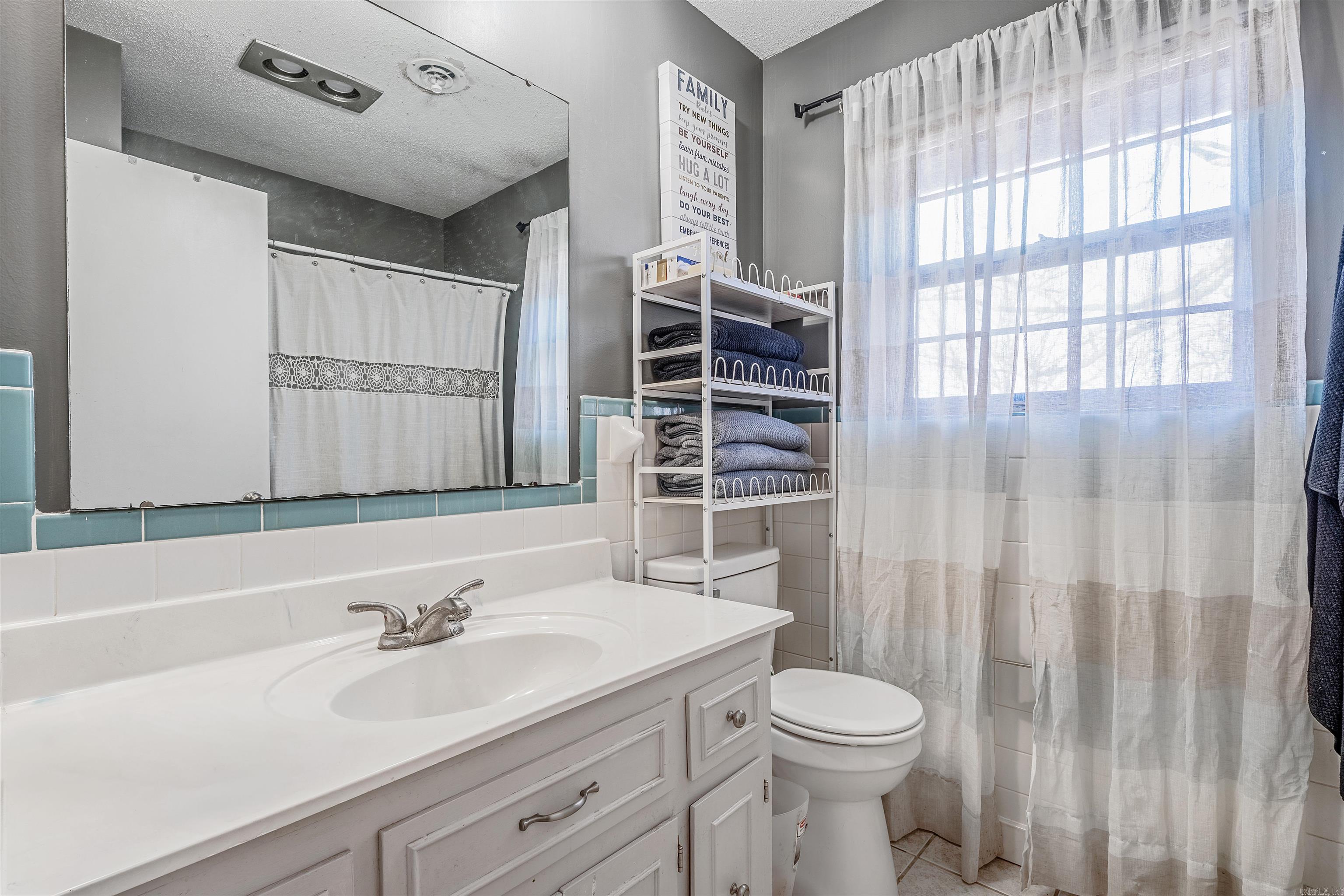 INDIANHEAD LAKES EST - Residential