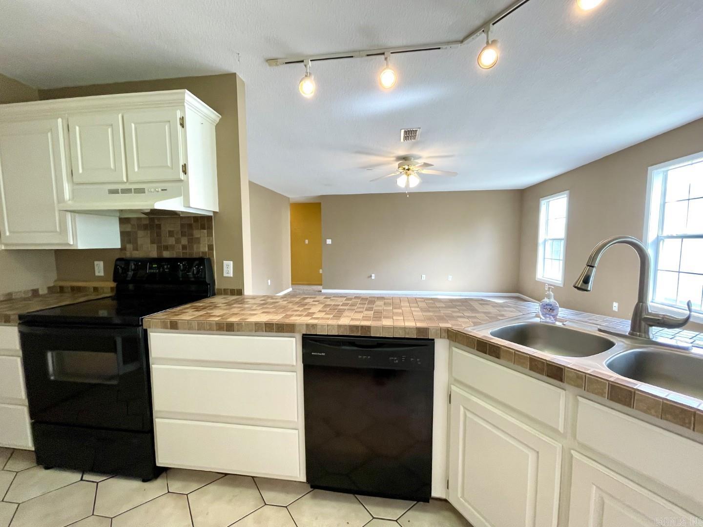 Main Place - Residential