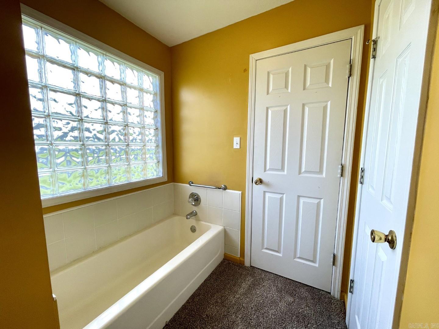 Main Place - Residential