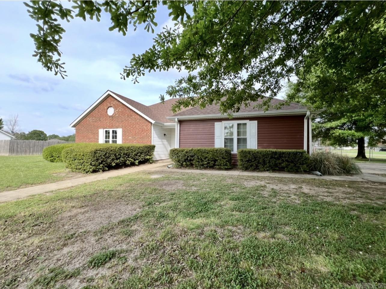 Main Place - Residential