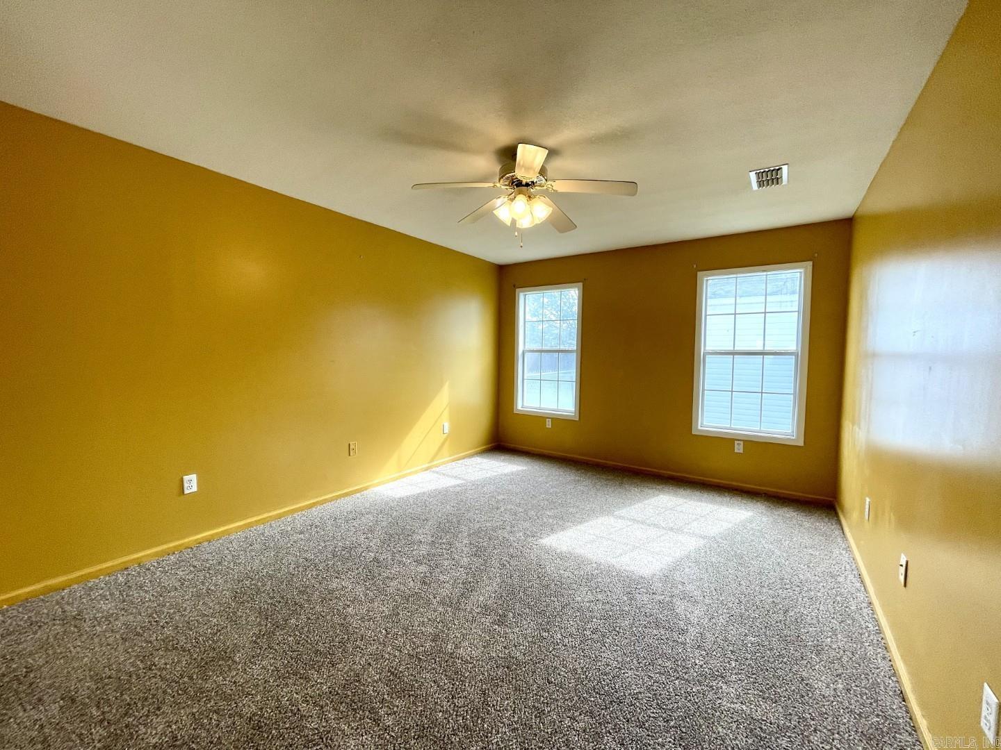 Main Place - Residential