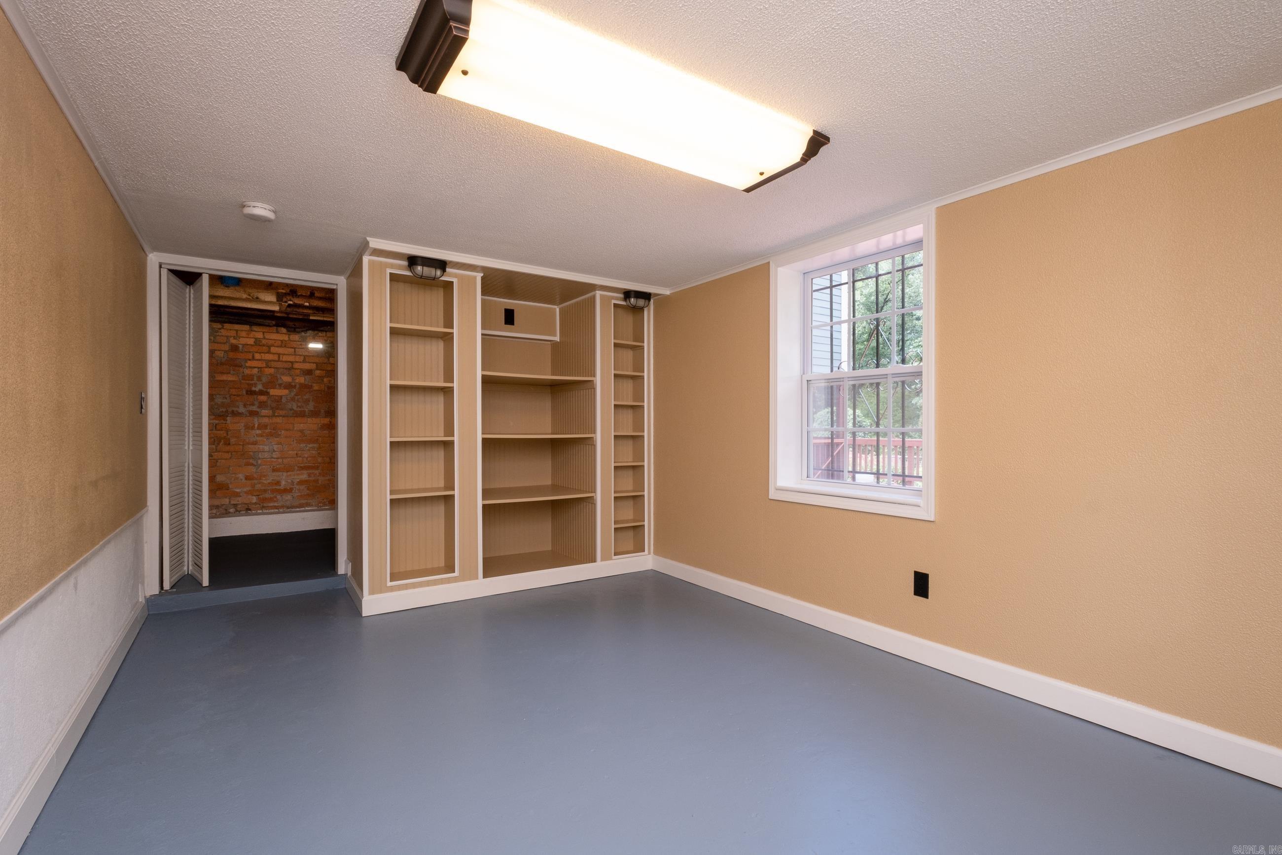 WESTWOOD - Residential