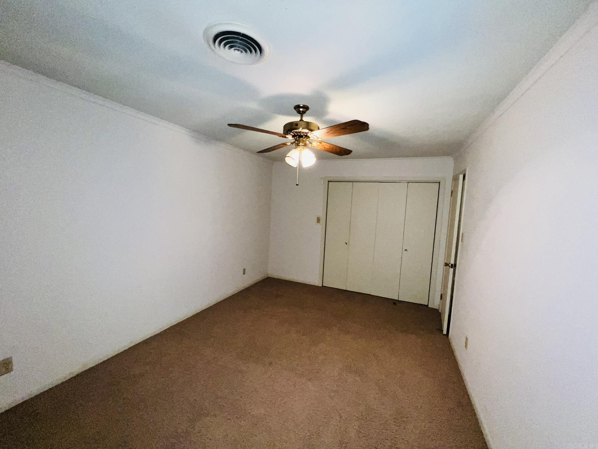 MIKE BERG LAKE - Residential