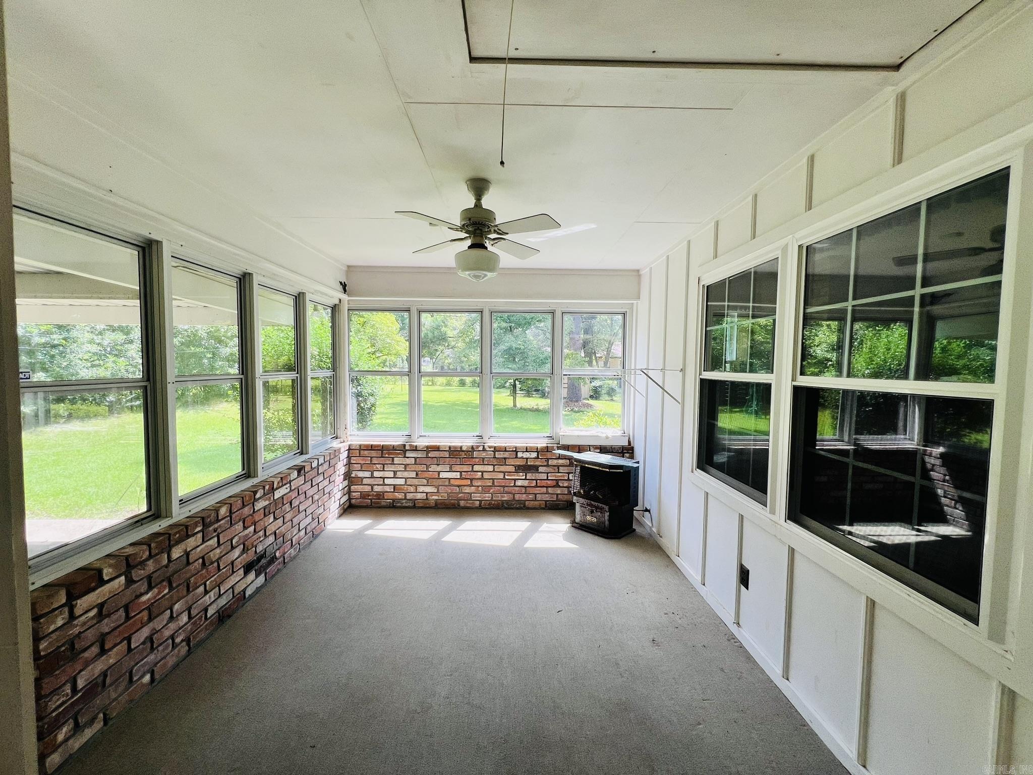 MIKE BERG LAKE - Residential