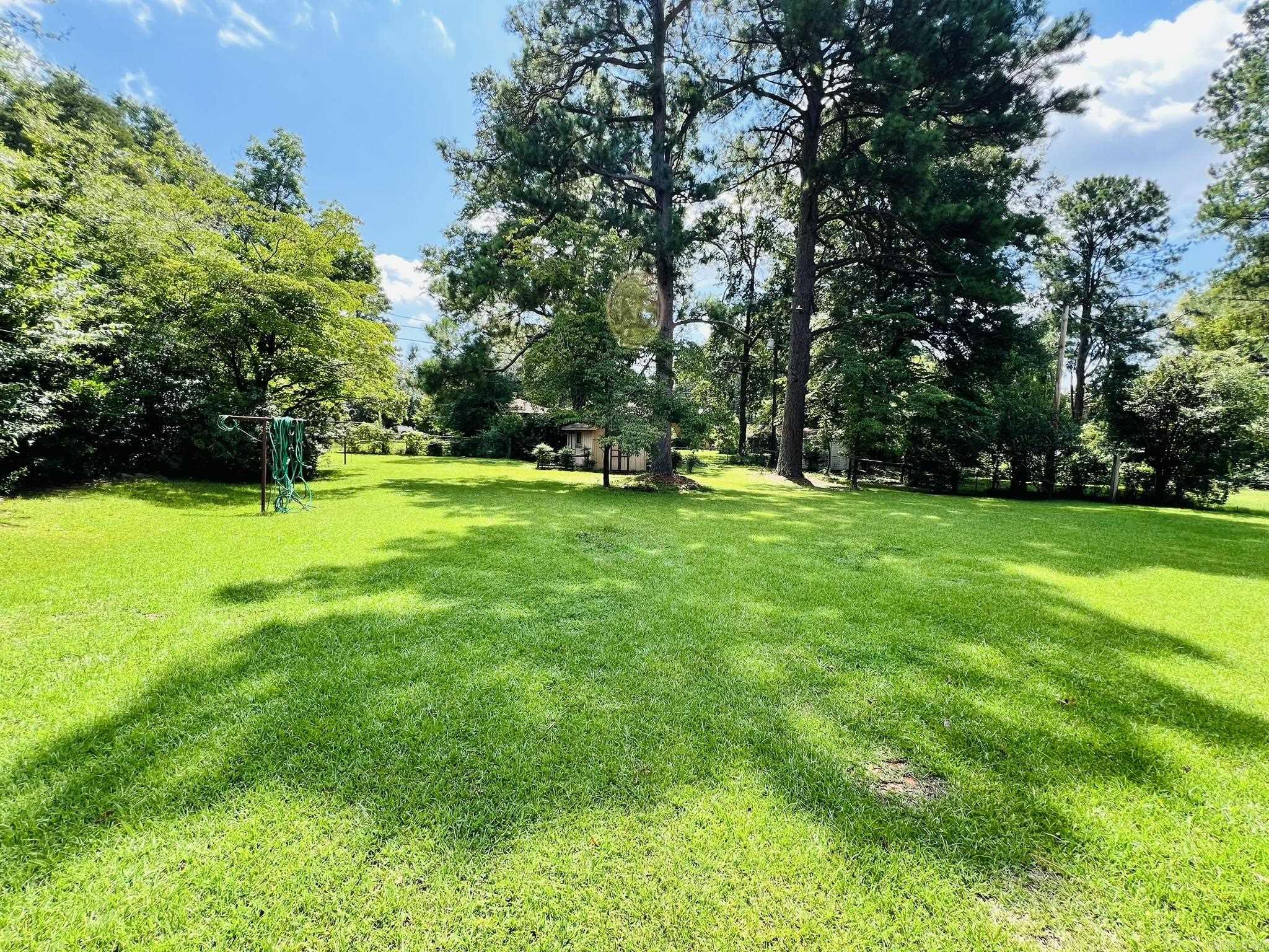 MIKE BERG LAKE - Residential