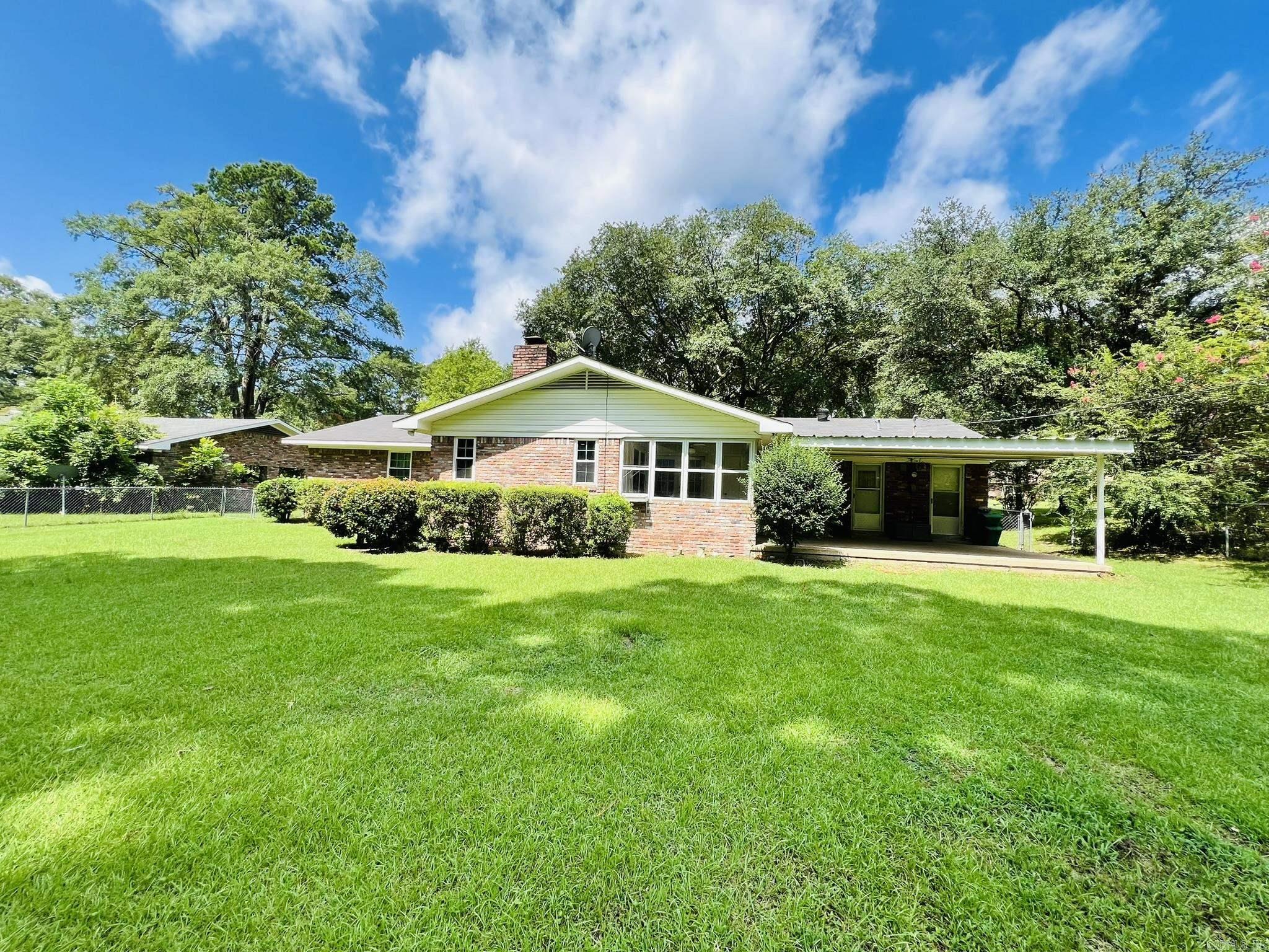 MIKE BERG LAKE - Residential