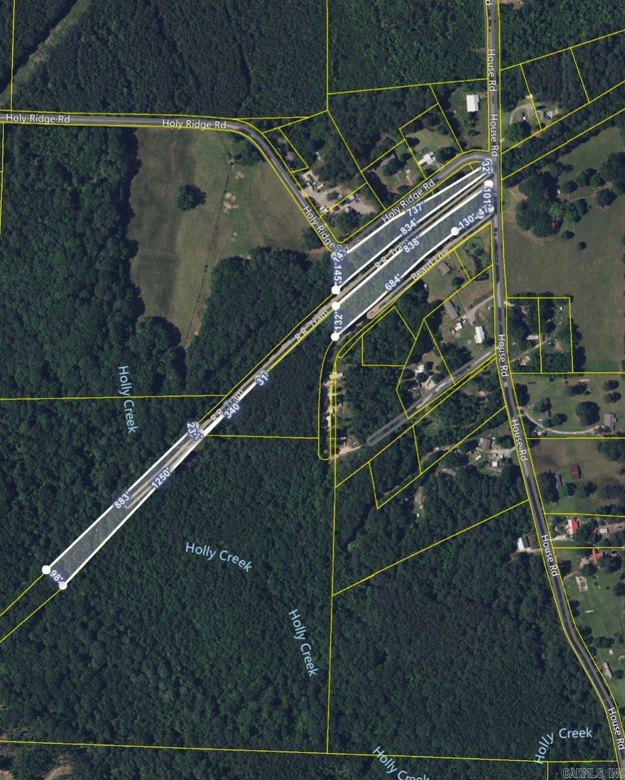 Come see this beauty piece of property. Great land to build your dream home / mobile home on.  Water and electric lines are in front of the main road. And it's close to city sewer lines. Seller would love to sell all 4 properties together.   Parcel #900-02751-001 Parcel #900-02726-002 (3 properties has the same parcel number) which can be sold individually  Seller can have field dirt provided on land