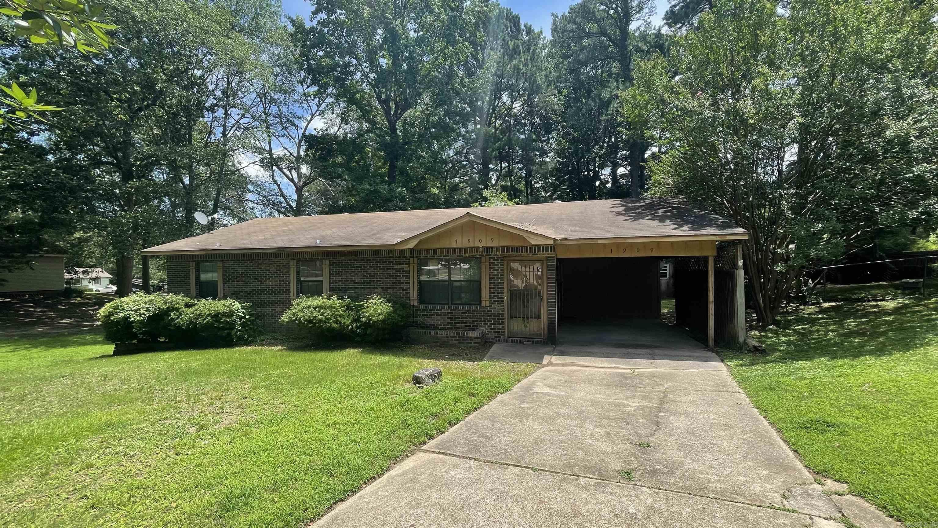 MISTY MEADOWS - Residential