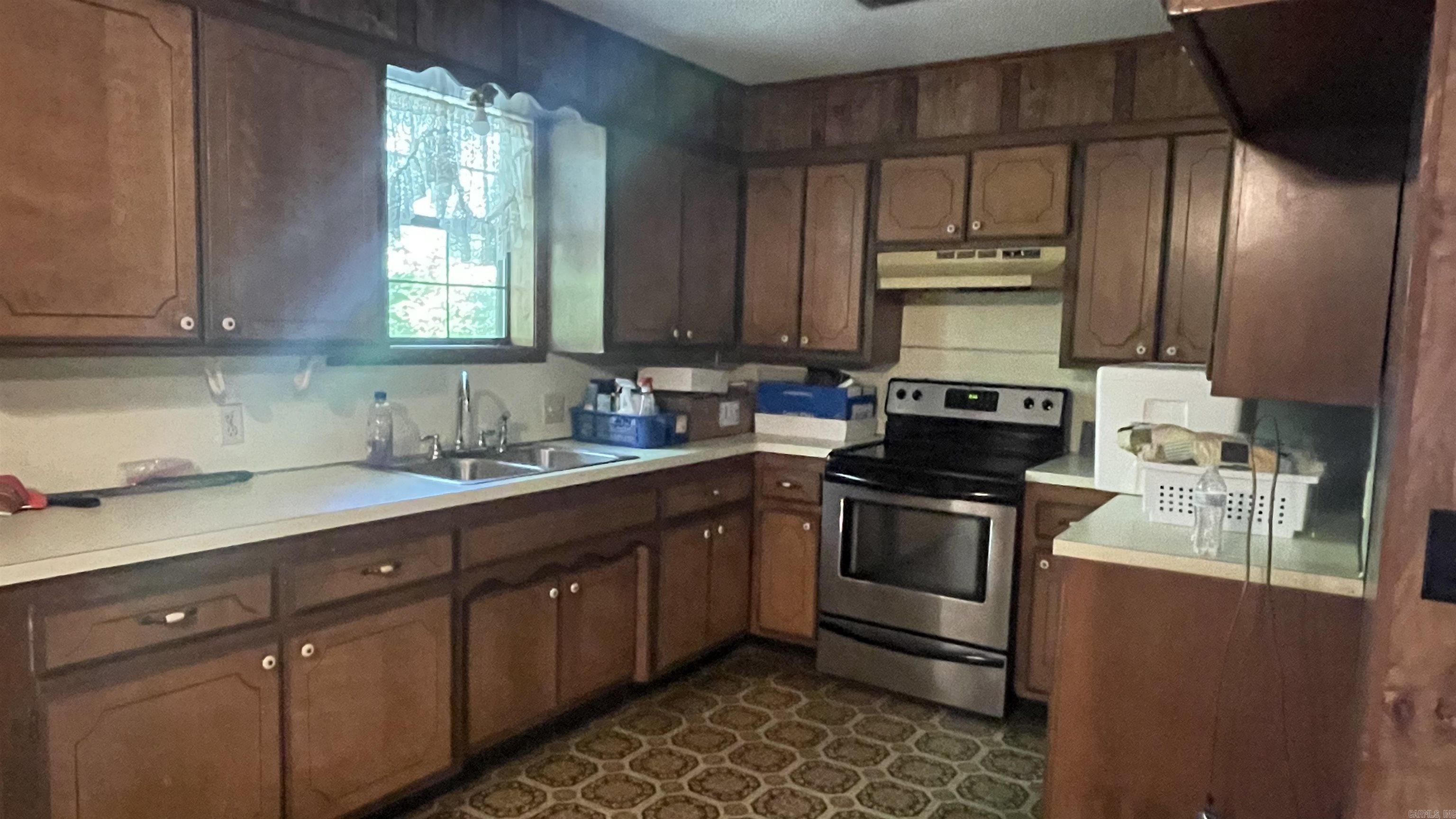 MISTY MEADOWS - Residential