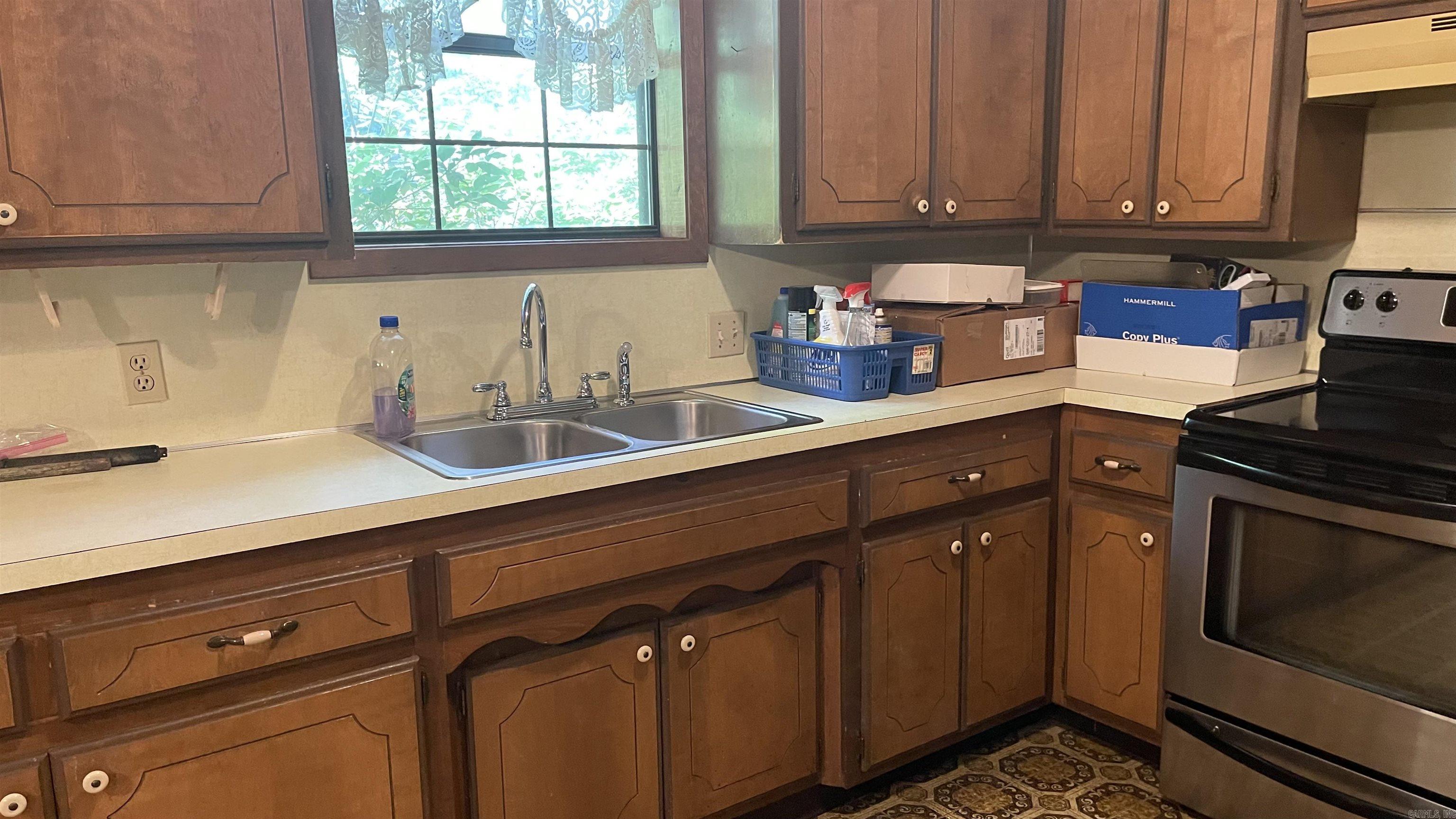 MISTY MEADOWS - Residential