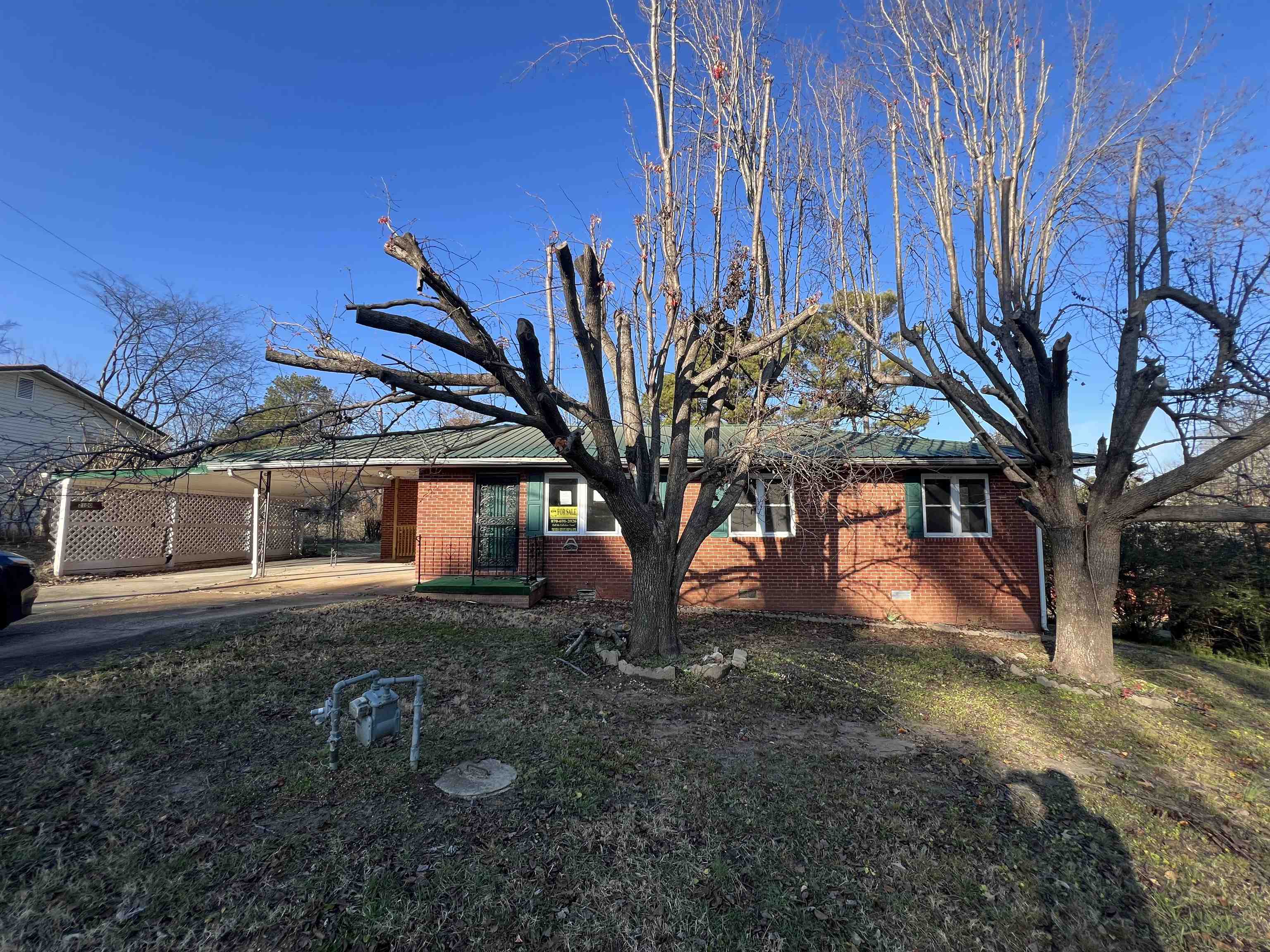 Brick 3 bedroom 1.5 bath home.  Storage shed, some kitchen appliances-dishwasher, stove, microwave. Central heat and air.  Property sold as is. Note the following conditions: Priority to be given to Owner Occupant Buyers, Eligible Nonprofit Organizations, and government entities until 1/19/25 .The seller does not accept blind offers or escalation clauses. Cash offers require 10% EMD or $1,000 minimum, whichever is greater, and all financed offers require 1% EMD or $1,000 minimum, whichever is greater.”