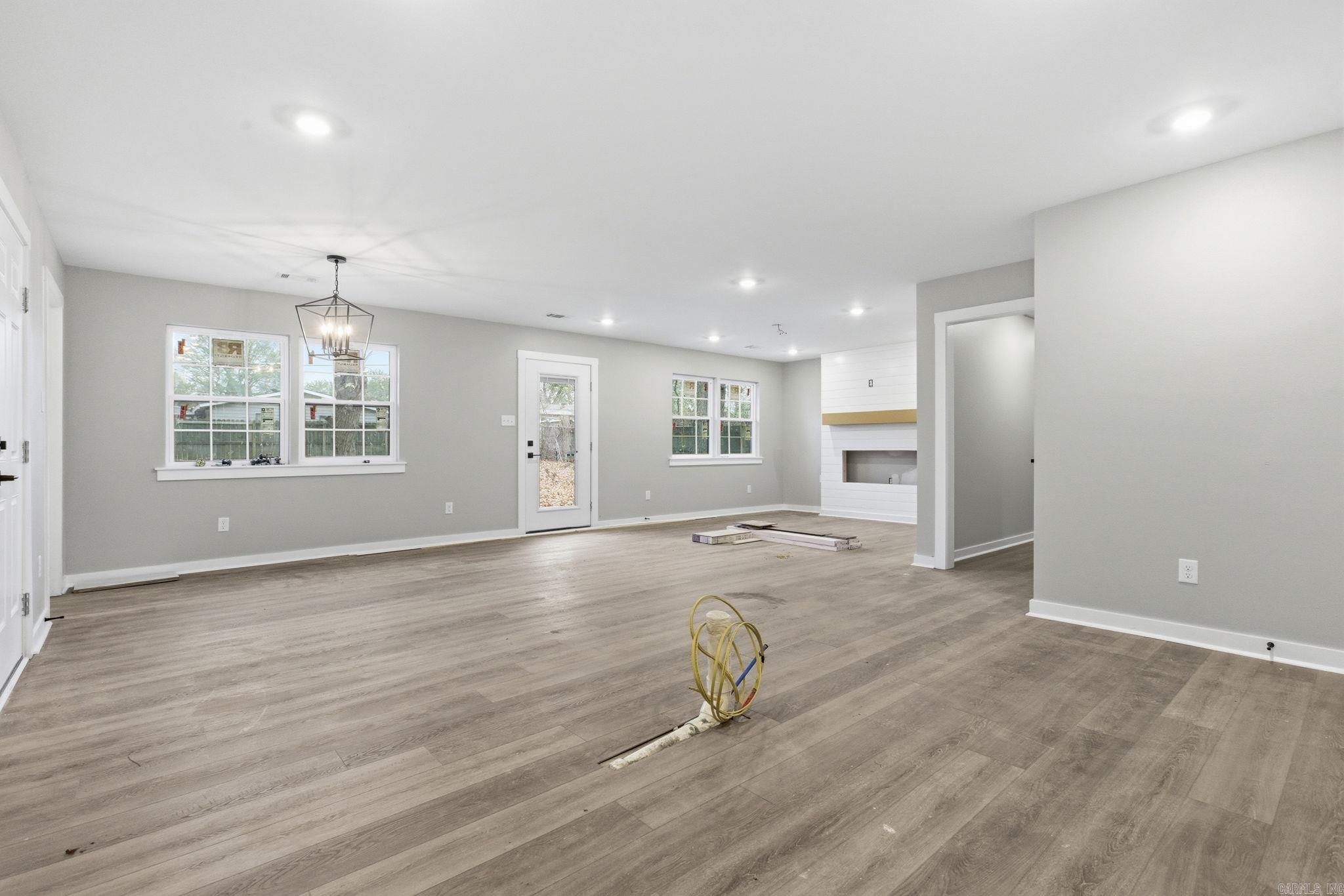 CLOVERDALE - Residential