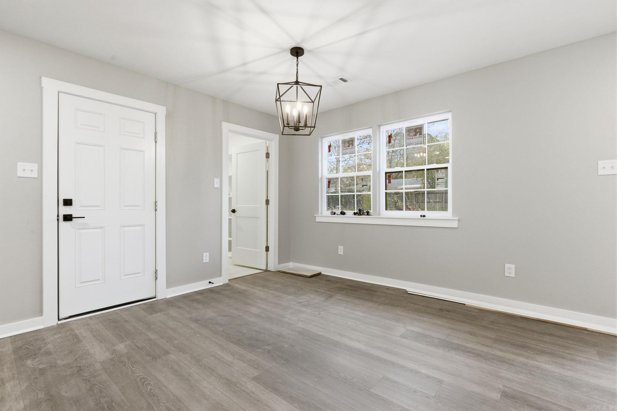 CLOVERDALE - Residential