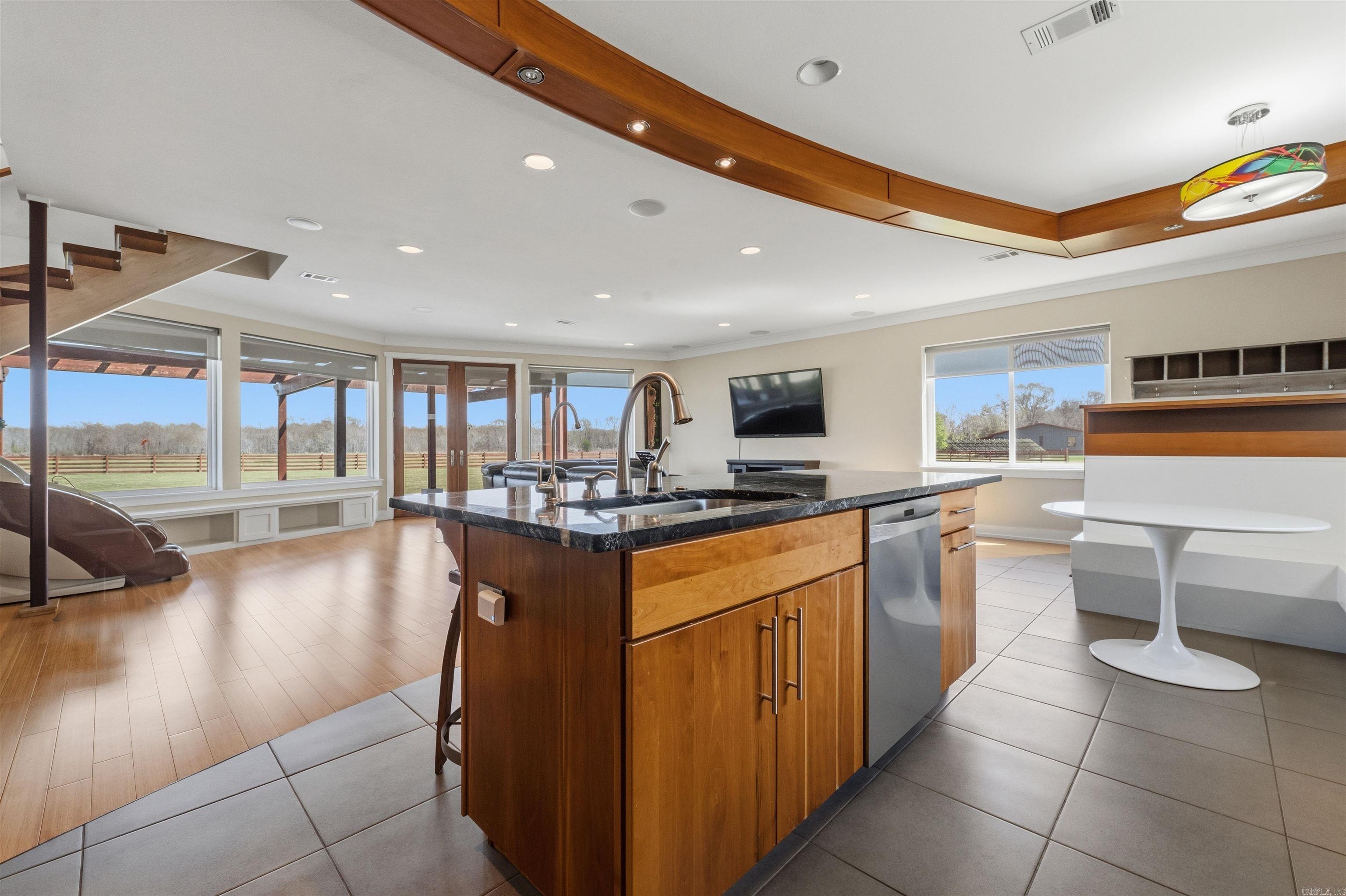 COUNTRY AIR ESTATES - Residential