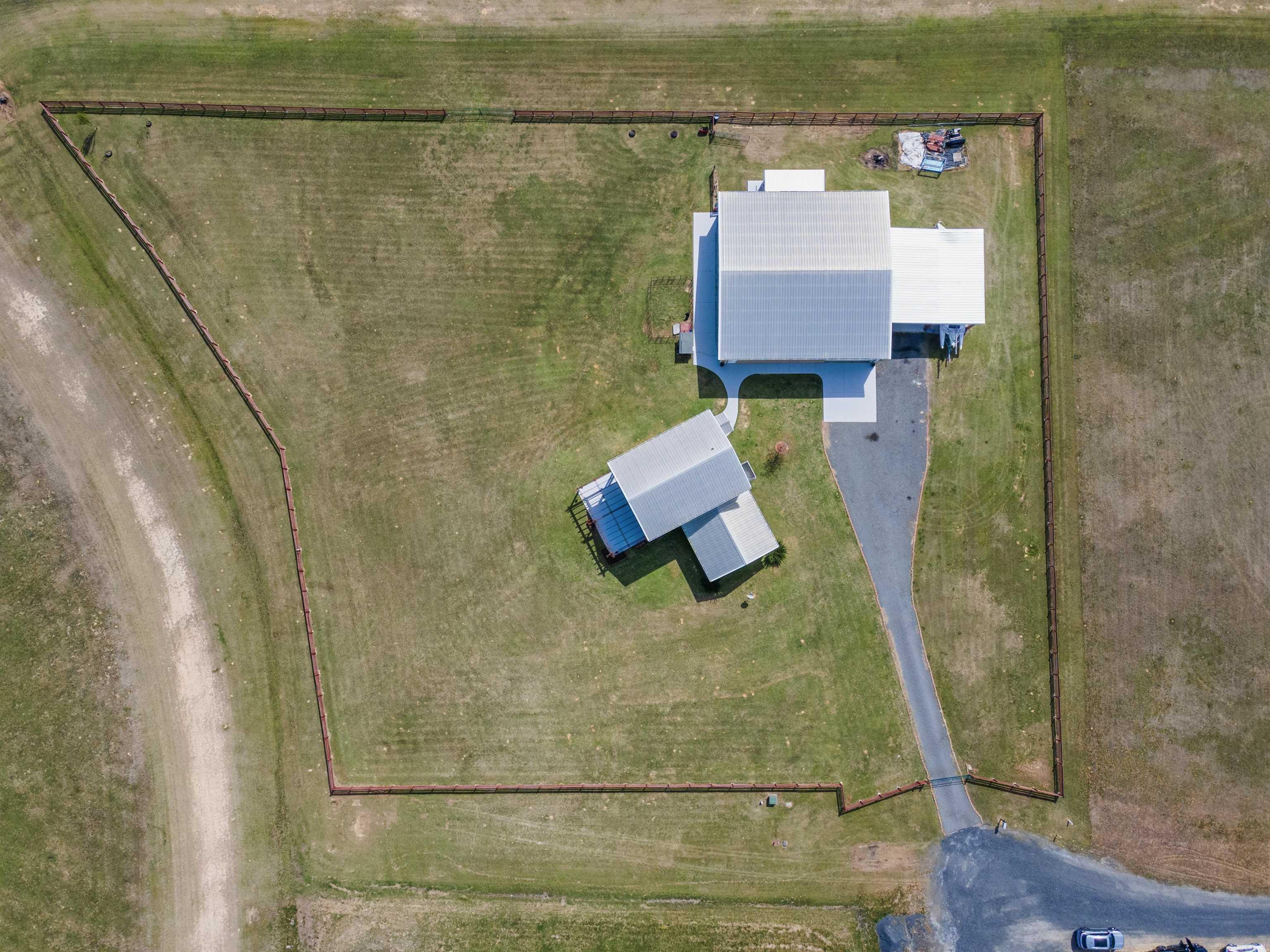 COUNTRY AIR ESTATES - Residential